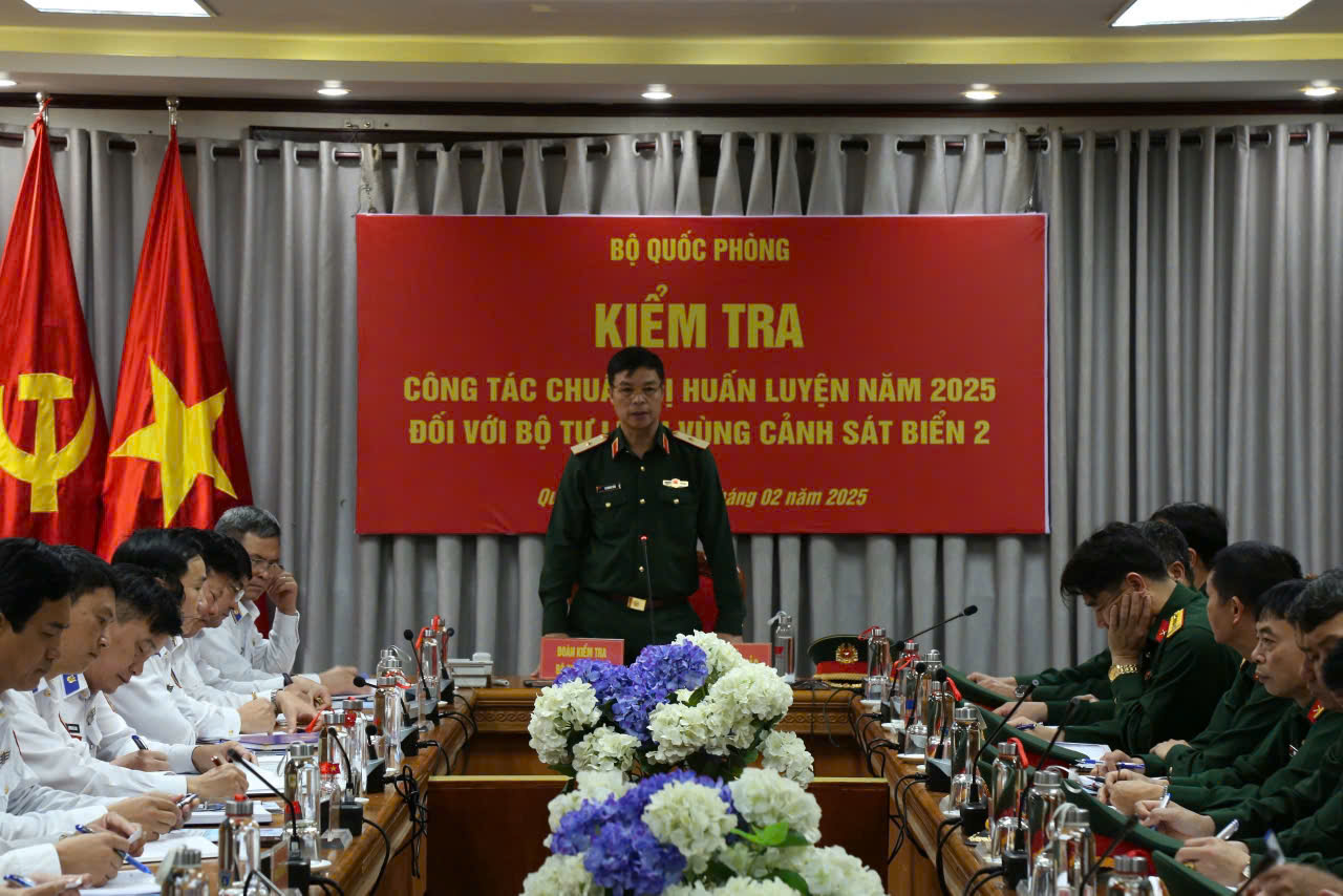 Vùng Cảnh sát biển 2 thực hiện nghiêm Nghị quyết lãnh đạo công tác huấn luyện- Ảnh 4.