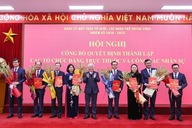 Đảng ủy Mặt trận Tổ quốc, các đoàn thể Trung ương công bố nhiều quyết định nhân sự- Ảnh 2.