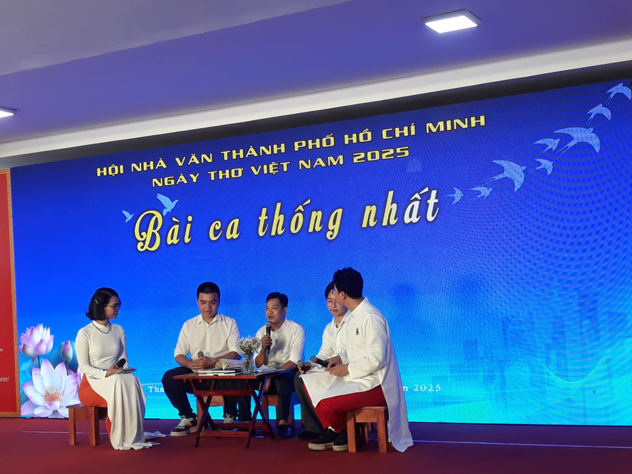Khai mạc "Ng&agrave;y thơ Việt Nam 2025" tại TP HCM- Ảnh 5.
