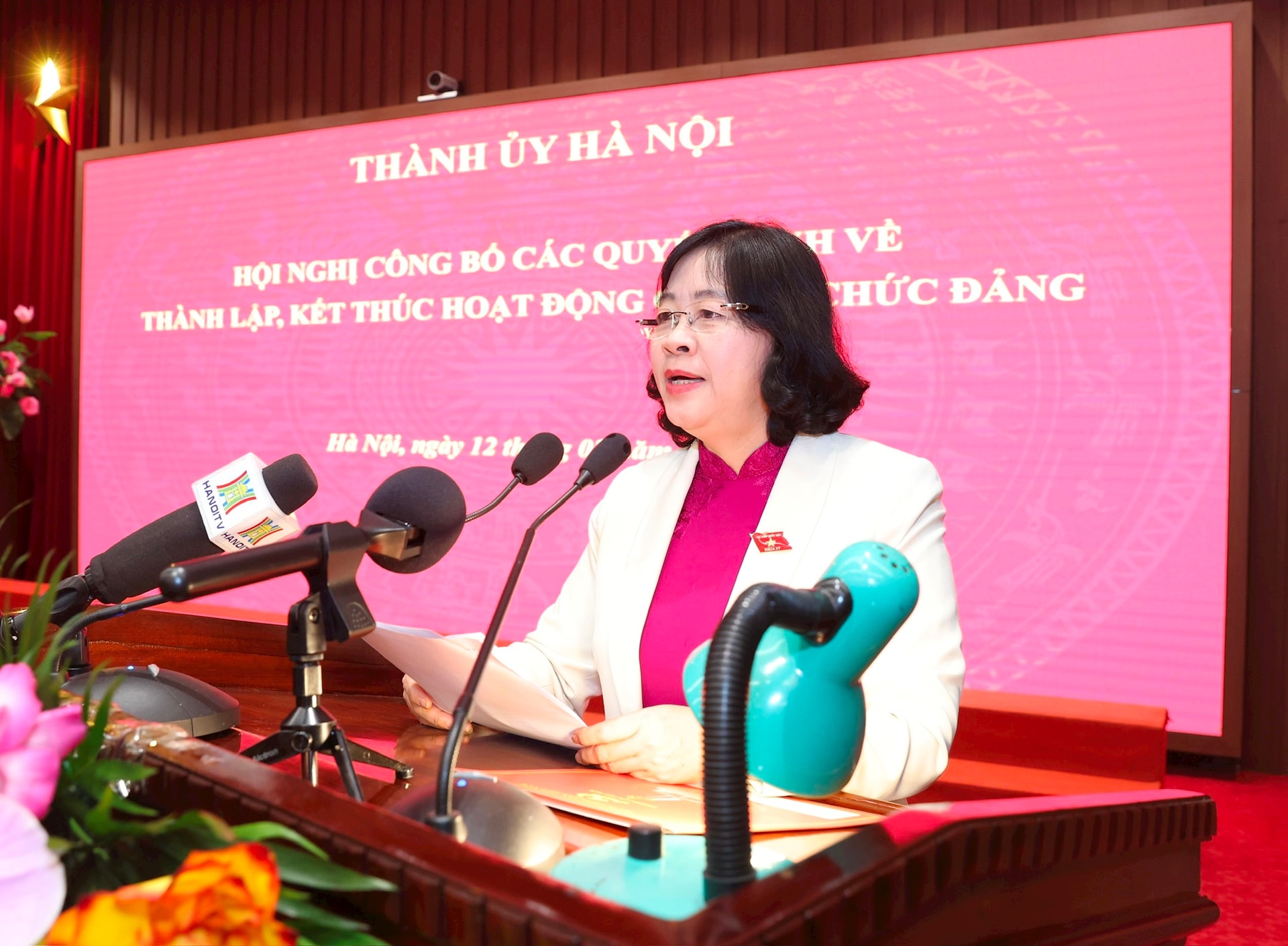 H&agrave; Nội c&ocirc;ng bố c&aacute;c quyết định về c&ocirc;ng t&aacute;c c&aacute;n bộ v&agrave; c&aacute;c tổ chức Đảng mới- Ảnh 2.