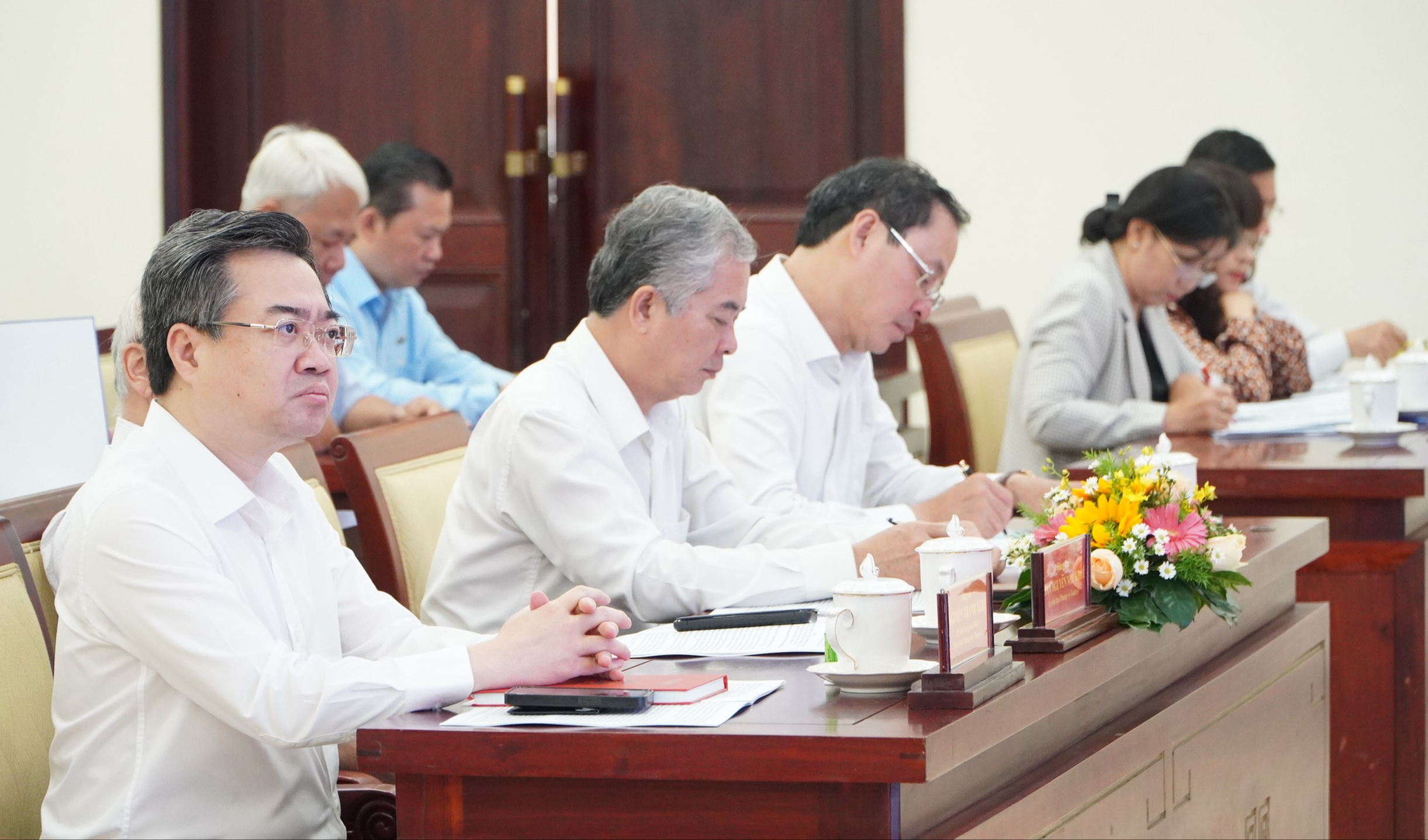 TP HCM: Huy động mọi nguồn lực xã hội, “không để ai bị bỏ lại phía sau”- Ảnh 1.