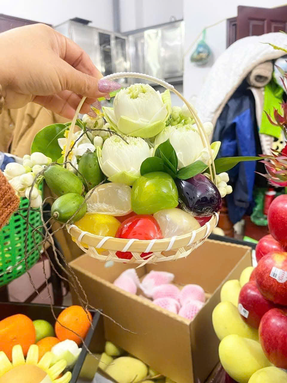 Dịch vụ l&agrave;m m&acirc;m lễ c&uacute;ng rằm Th&aacute;ng Gi&ecirc;ng đắt kh&aacute;ch- Ảnh 1.