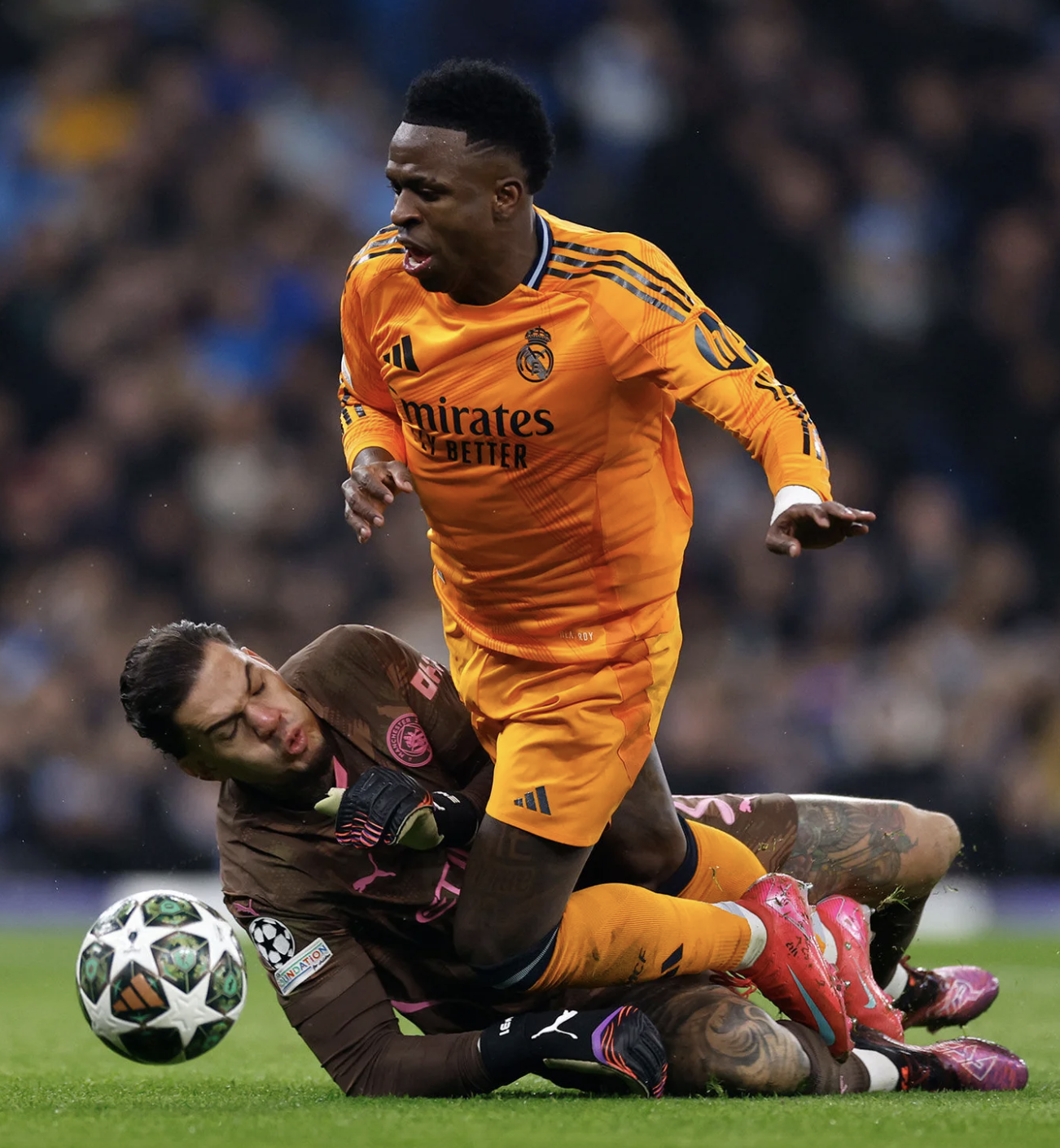 Fan chế giễu Vinicius để rồi Man City nhận c&aacute;i kết đắng trước Real Madrid- Ảnh 7.