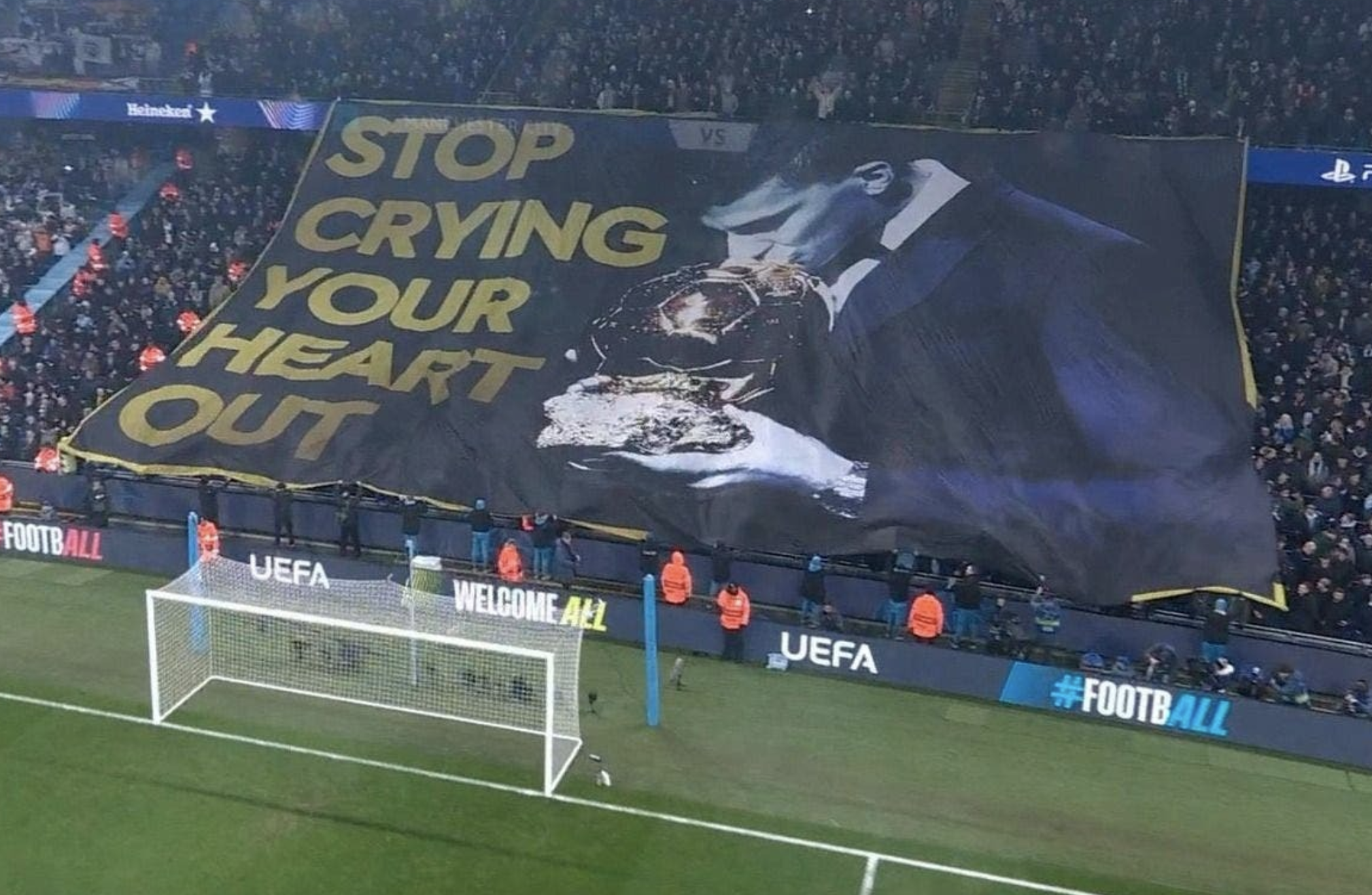 Fan chế giễu Vinicius để rồi Man City nhận c&aacute;i kết đắng trước Real Madrid- Ảnh 1.