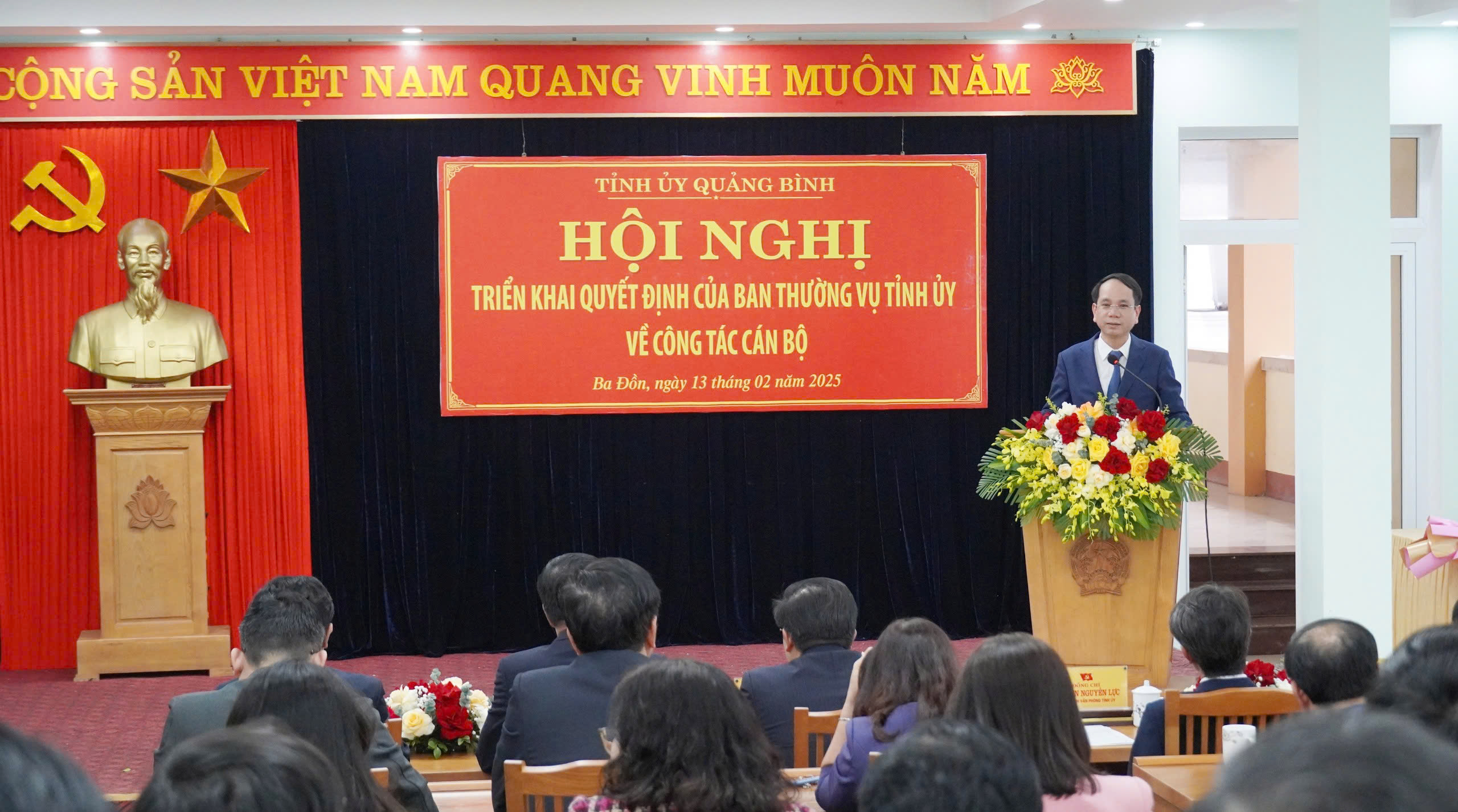 &Ocirc;ng Phan Mạnh H&ugrave;ng l&agrave;m B&iacute; thư Thị ủy Ba Đồn (Quảng B&igrave;nh)- Ảnh 2.