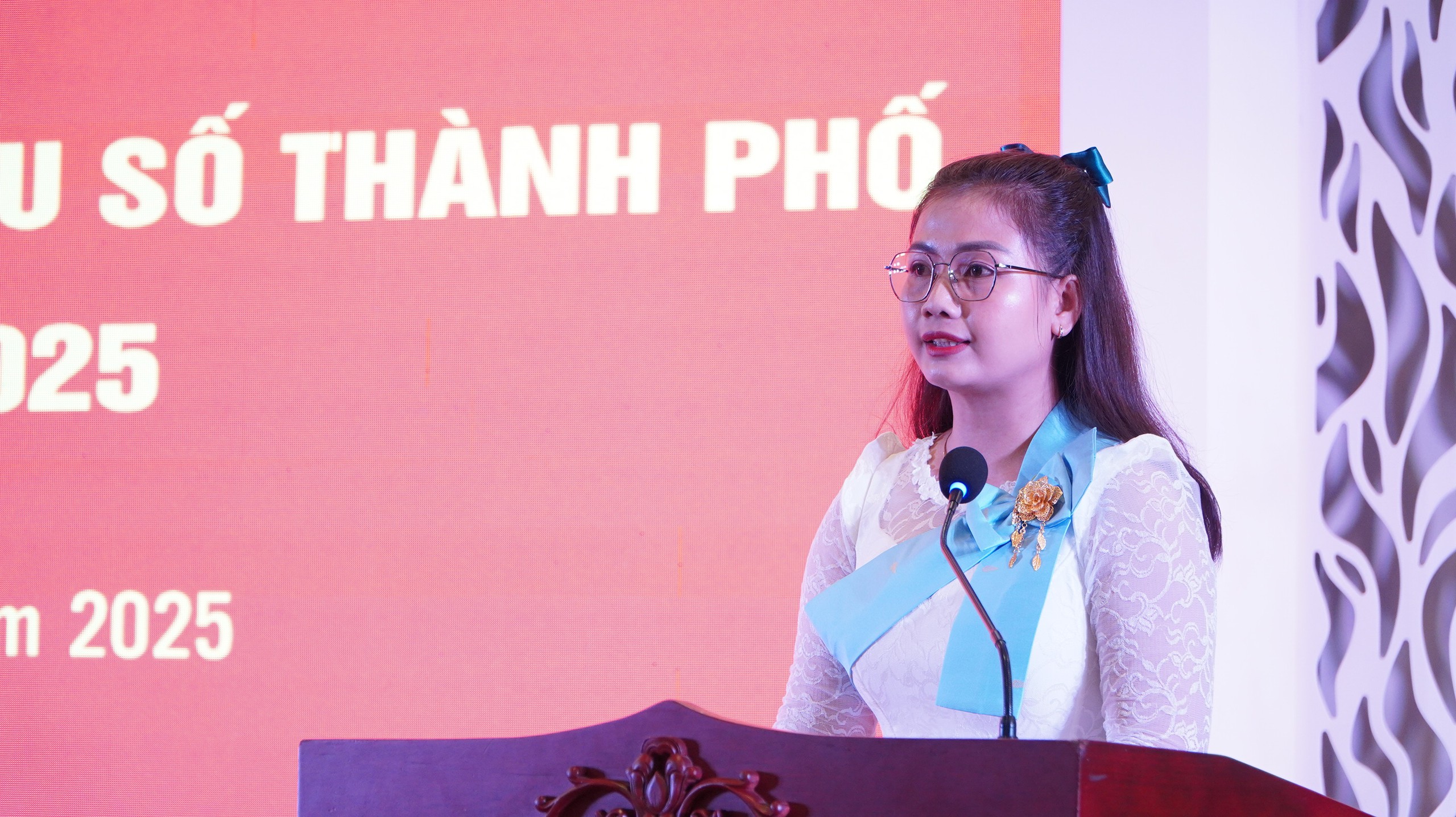 Tin tưởng đồng b&agrave;o d&acirc;n tộc thiểu số tiếp tục chung sức x&acirc;y dựng v&agrave; ph&aacute;t triển TP HCM- Ảnh 2.