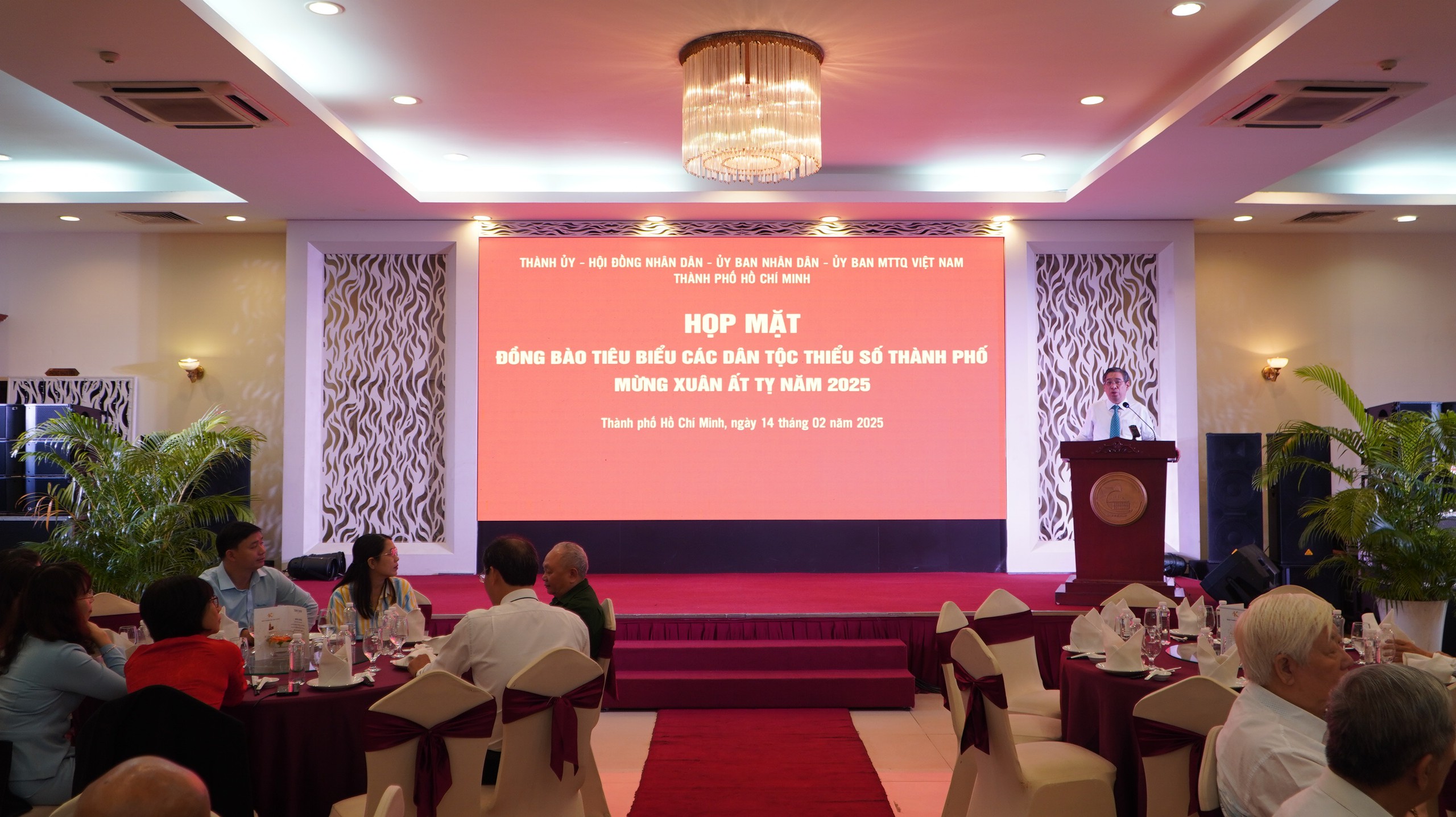 Tin tưởng đồng b&agrave;o d&acirc;n tộc thiểu số tiếp tục chung sức x&acirc;y dựng v&agrave; ph&aacute;t triển TP HCM- Ảnh 1.