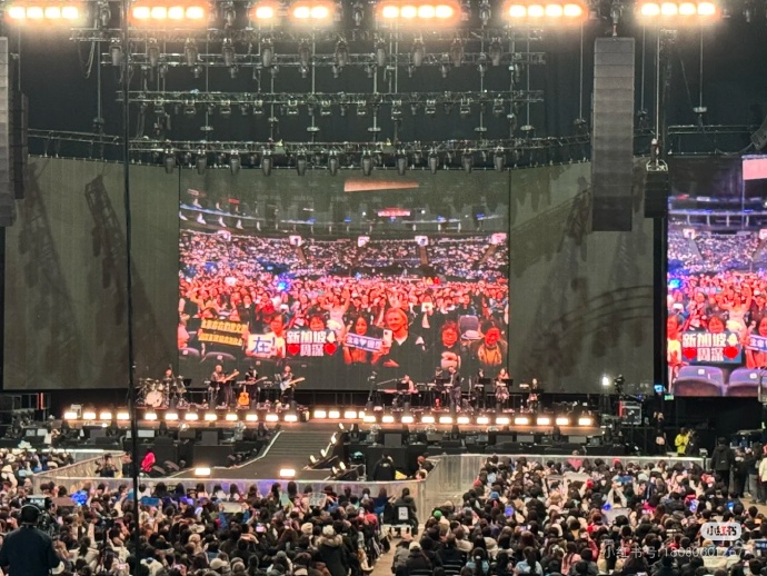 Giọng ca "phi giới t&iacute;nh" bật kh&oacute;c v&igrave; hủy show do bệnh- Ảnh 1.