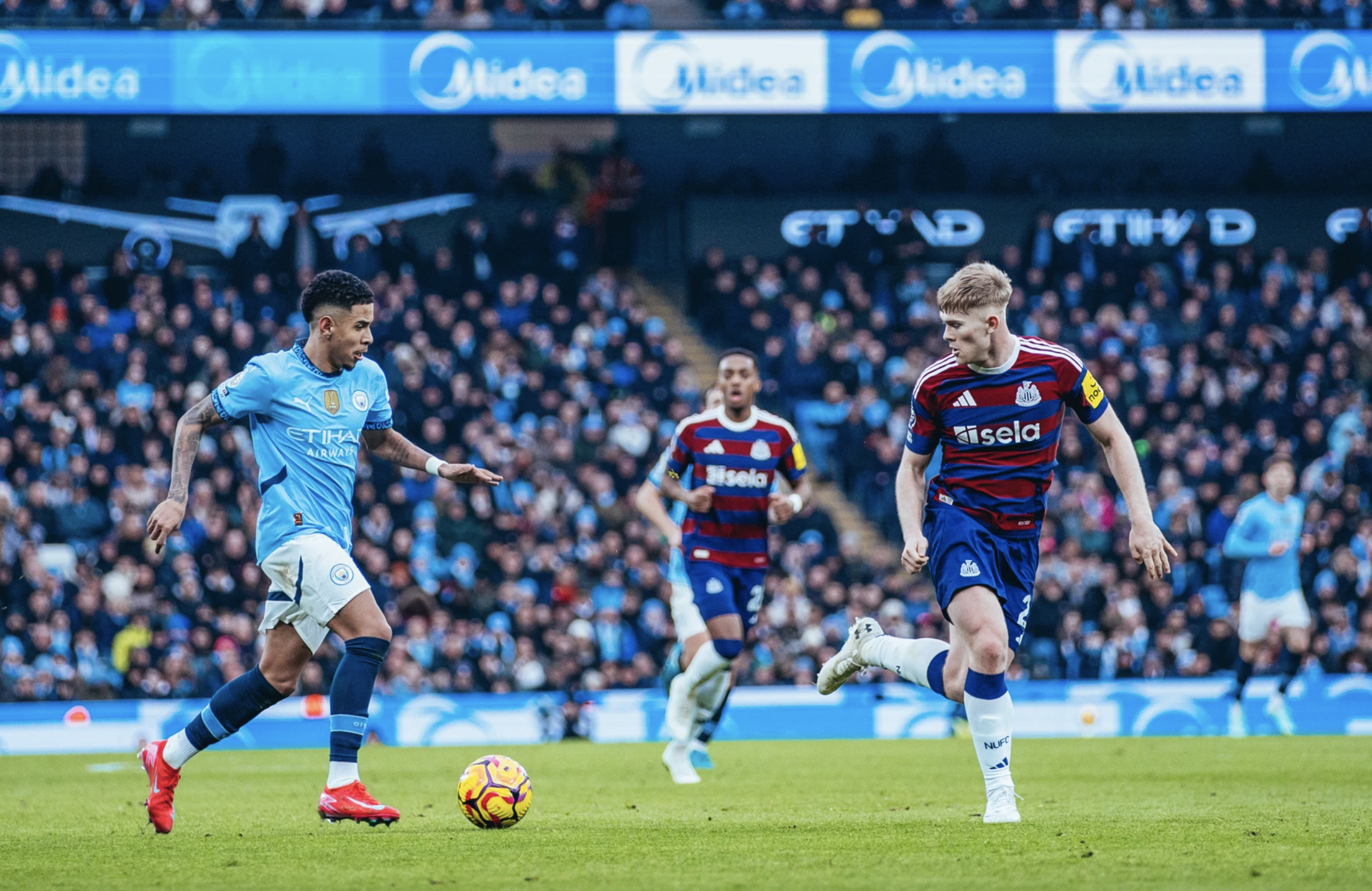 Tân binh Marmoush lập hat-trick, Man City đại thắng Newcastle vào Top 4- Ảnh 1.