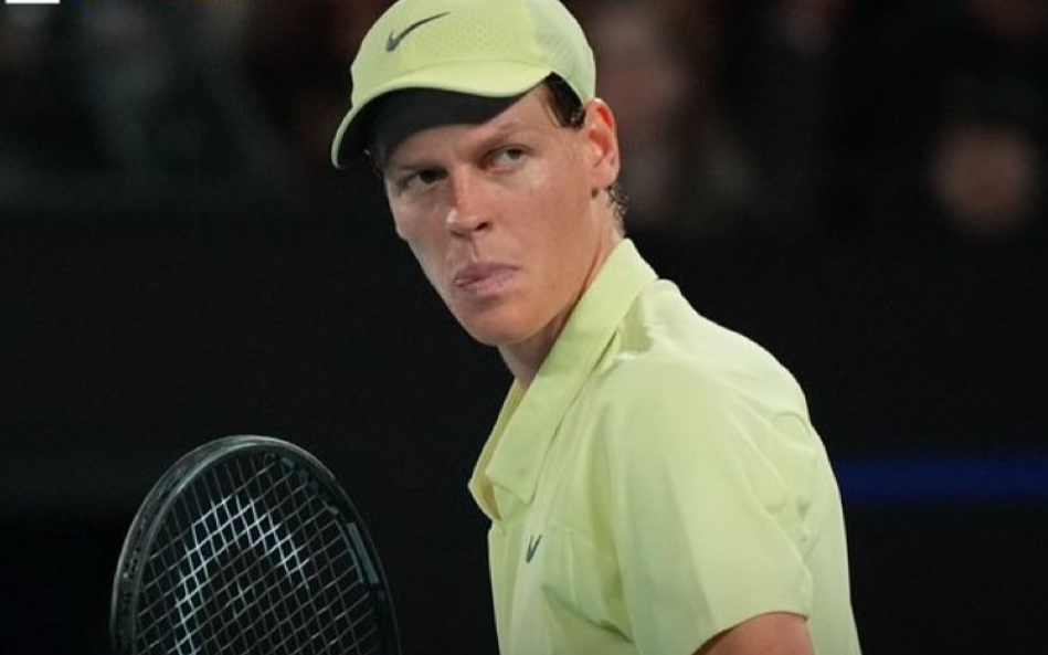 Sinner v&agrave; l&yacute; do chấp nhận bị cấm thi đấu 3 th&aacute;ng v&igrave; doping