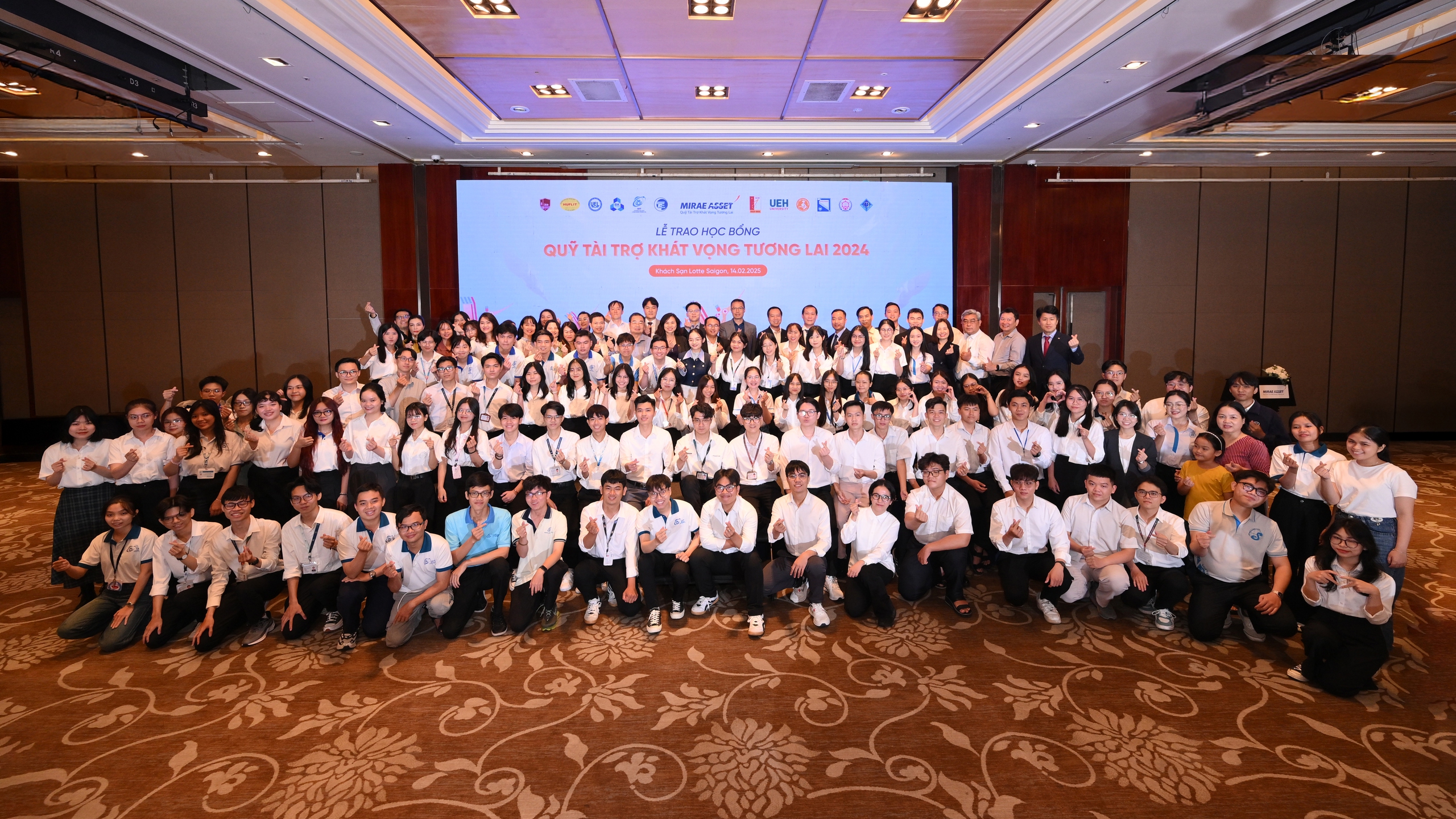 Mirae Asset trao học bổng Quỹ t&agrave;i trợ kh&aacute;t vọng tương lai- Ảnh 1.