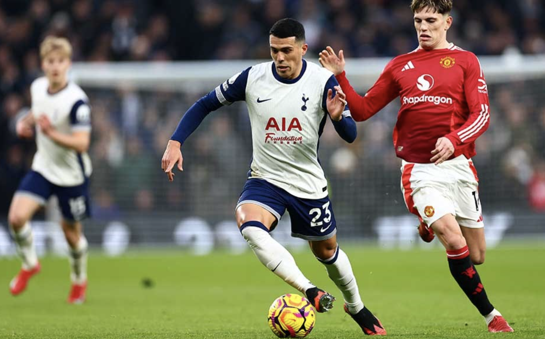 Gục ng&atilde; trước Tottenham, Man United trượt d&agrave;i bảng xếp hạng- Ảnh 3.