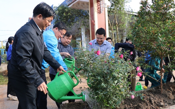 Huế phát động 6 tuần cao điểm hành động vì môi trường xanh