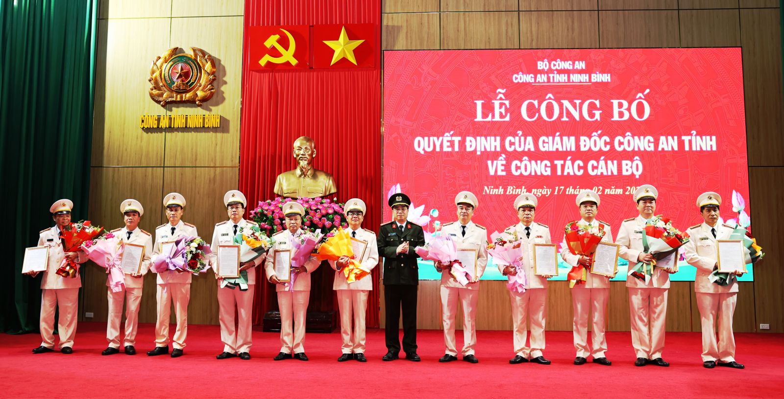 11 lãnh đạo công an ở Ninh Bình xin nghỉ hưu trước tuổi- Ảnh 1.
