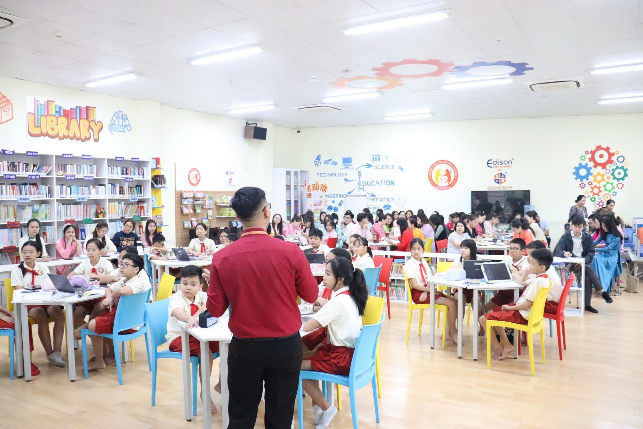 TP HCM xin &yacute; kiến 2 bộ, li&ecirc;n quan quyết định trường ti&ecirc;n tiến, hội nhập quốc tế- Ảnh 1.