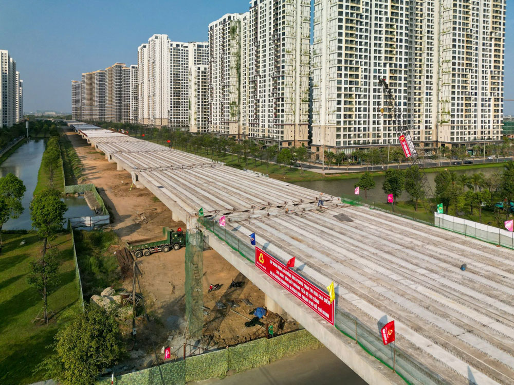 Được đ&aacute;nh gi&aacute; l&agrave; dự &aacute;n kiểu mẫu, đường V&agrave;nh đai 3 TP HCM đang dần r&otilde; h&igrave;nh h&agrave;i. Ảnh: HO&Agrave;NG TRIỀU