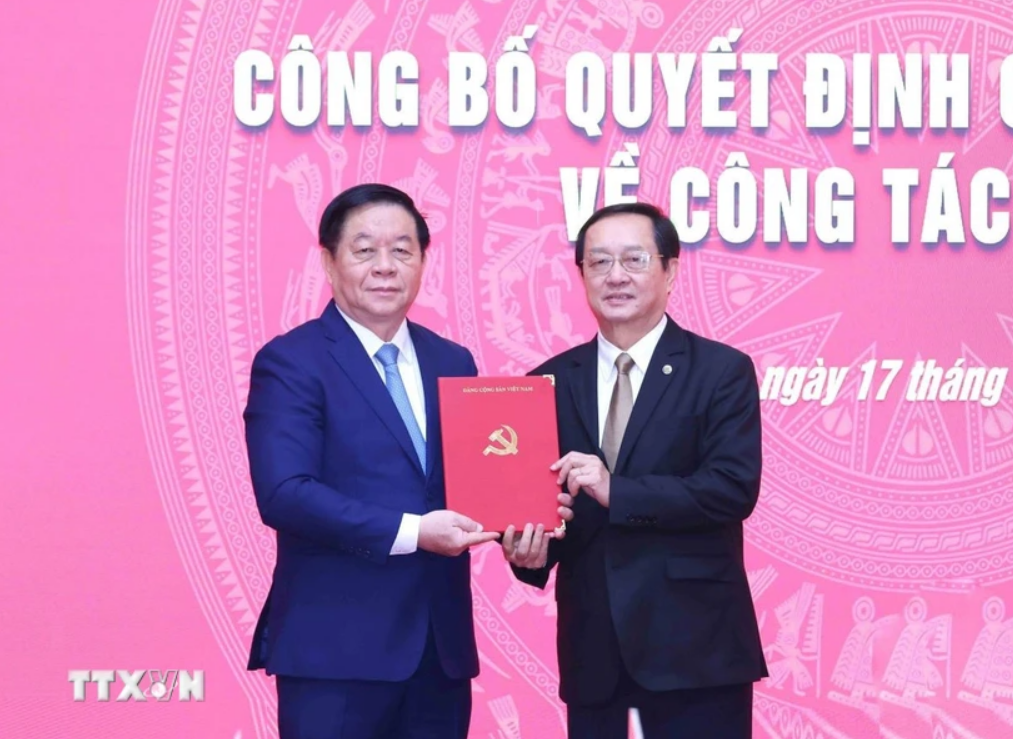 Bộ trưởng Huỳnh Th&agrave;nh Đạt l&agrave;m Ph&oacute; Trưởng Ban Tuy&ecirc;n gi&aacute;o v&agrave; D&acirc;n vận Trung ương- Ảnh 1.