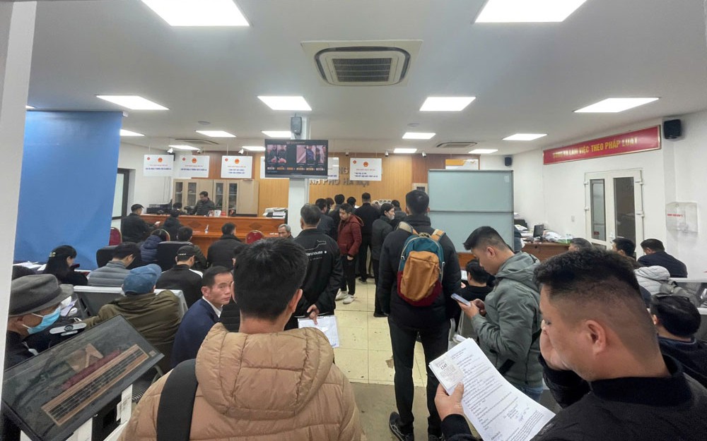 Kh&ocirc;ng n&ecirc;n đổ x&ocirc; đi đổi giấy ph&eacute;p l&aacute;i xe