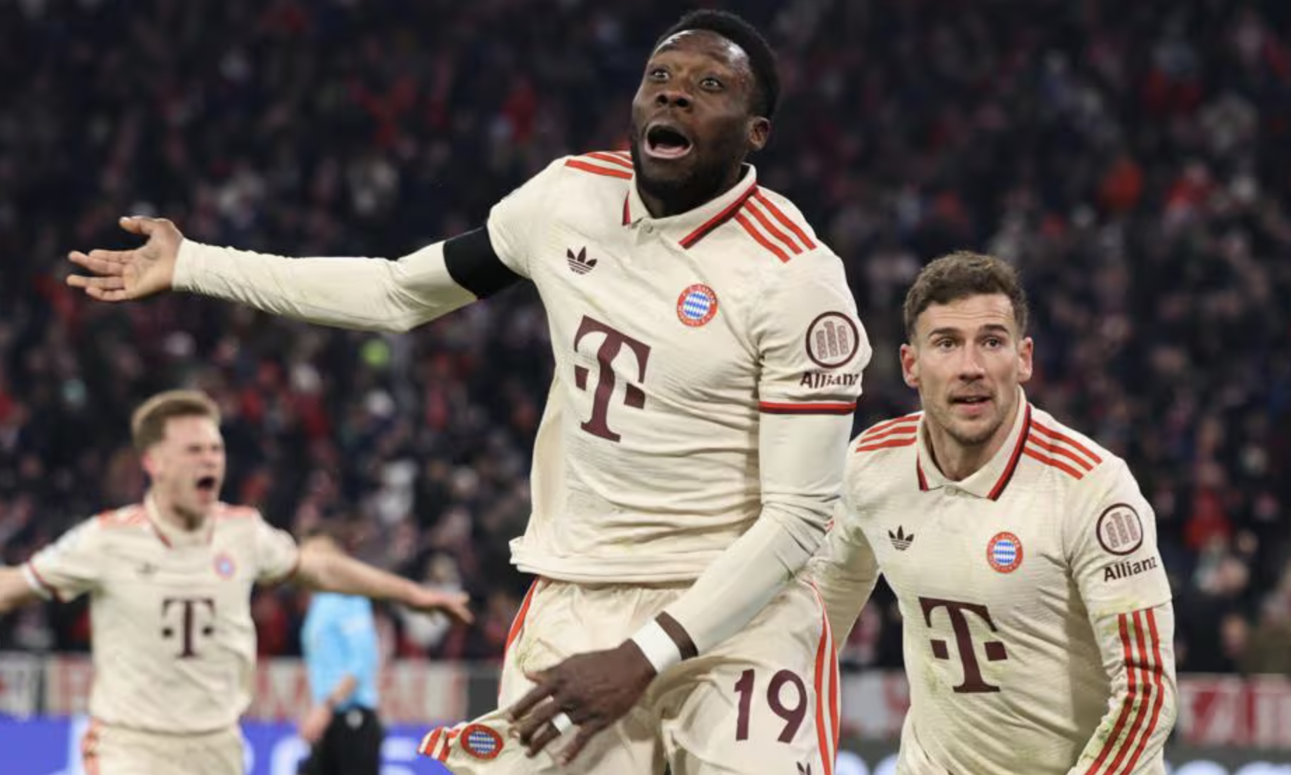 Hậu vệ h&oacute;a người h&ugrave;ng, Bayern Munich l&aacute;ch khe cửa hẹp v&agrave;o v&ograve;ng 1/8 Champions League- Ảnh 4.