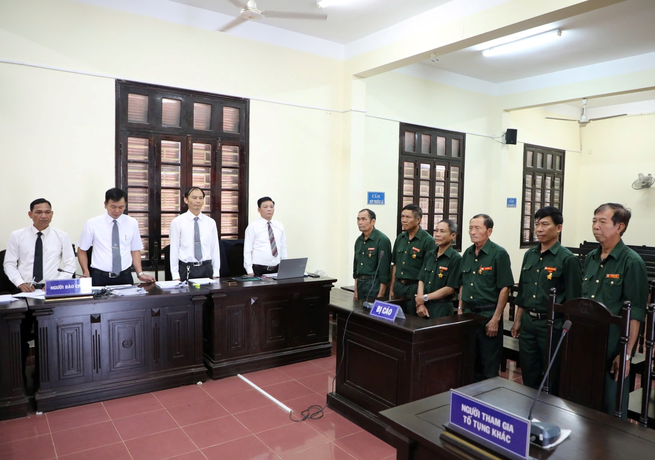 Vụ 6 cựu chiến binh k&ecirc;u oan: "Ch&uacute;ng t&ocirc;i v&ocirc; tội" - Ảnh 1.