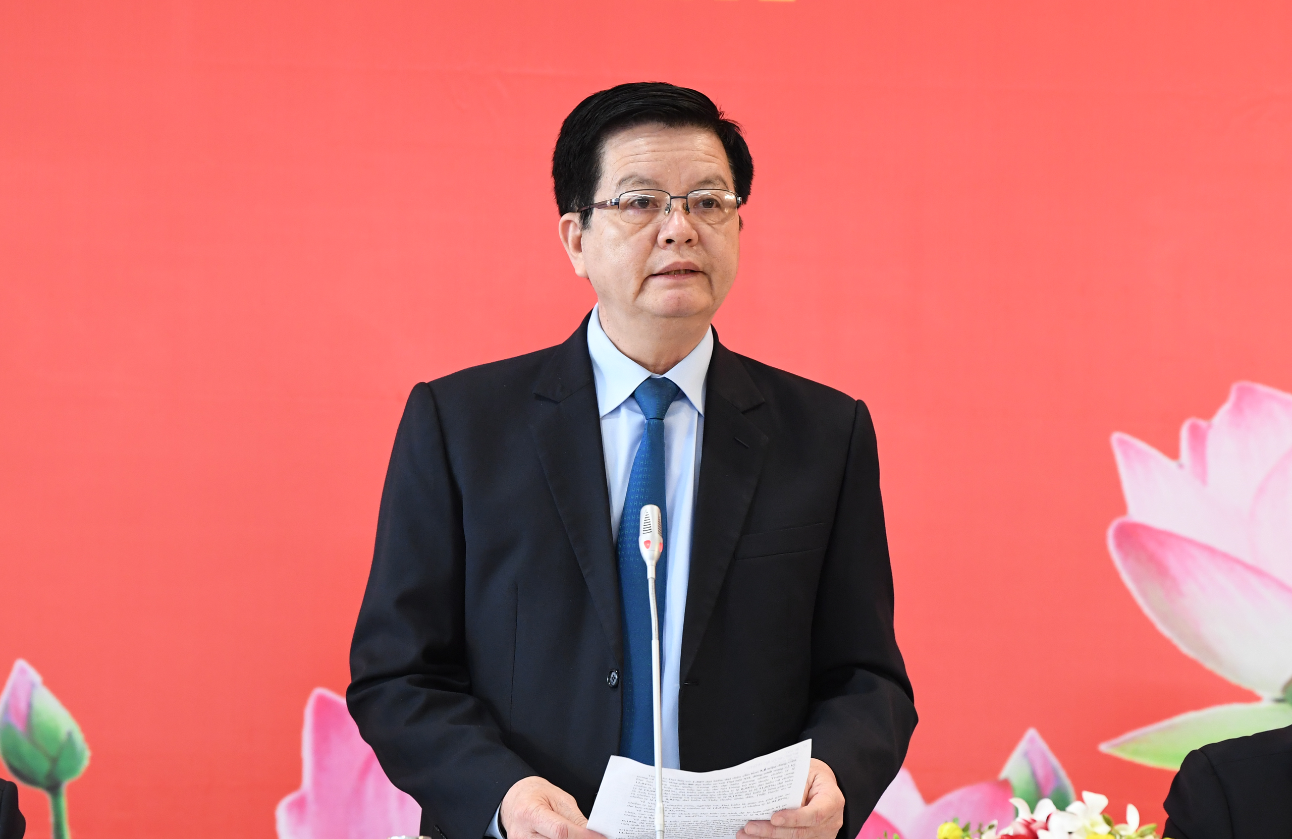 T&acirc;n Ph&oacute; Thủ tướng Ch&iacute;nh phủ Mai Văn Ch&iacute;nh