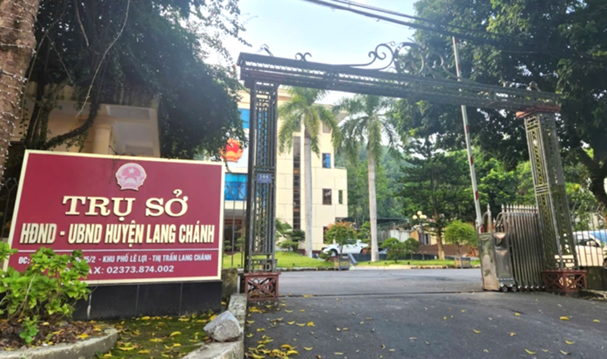 Một huyện ở Thanh H&oacute;a c&oacute; 10 c&aacute;n bộ bị kỷ luật, 22 c&aacute;n bộ r&uacute;t kinh nghiệm- Ảnh 1.