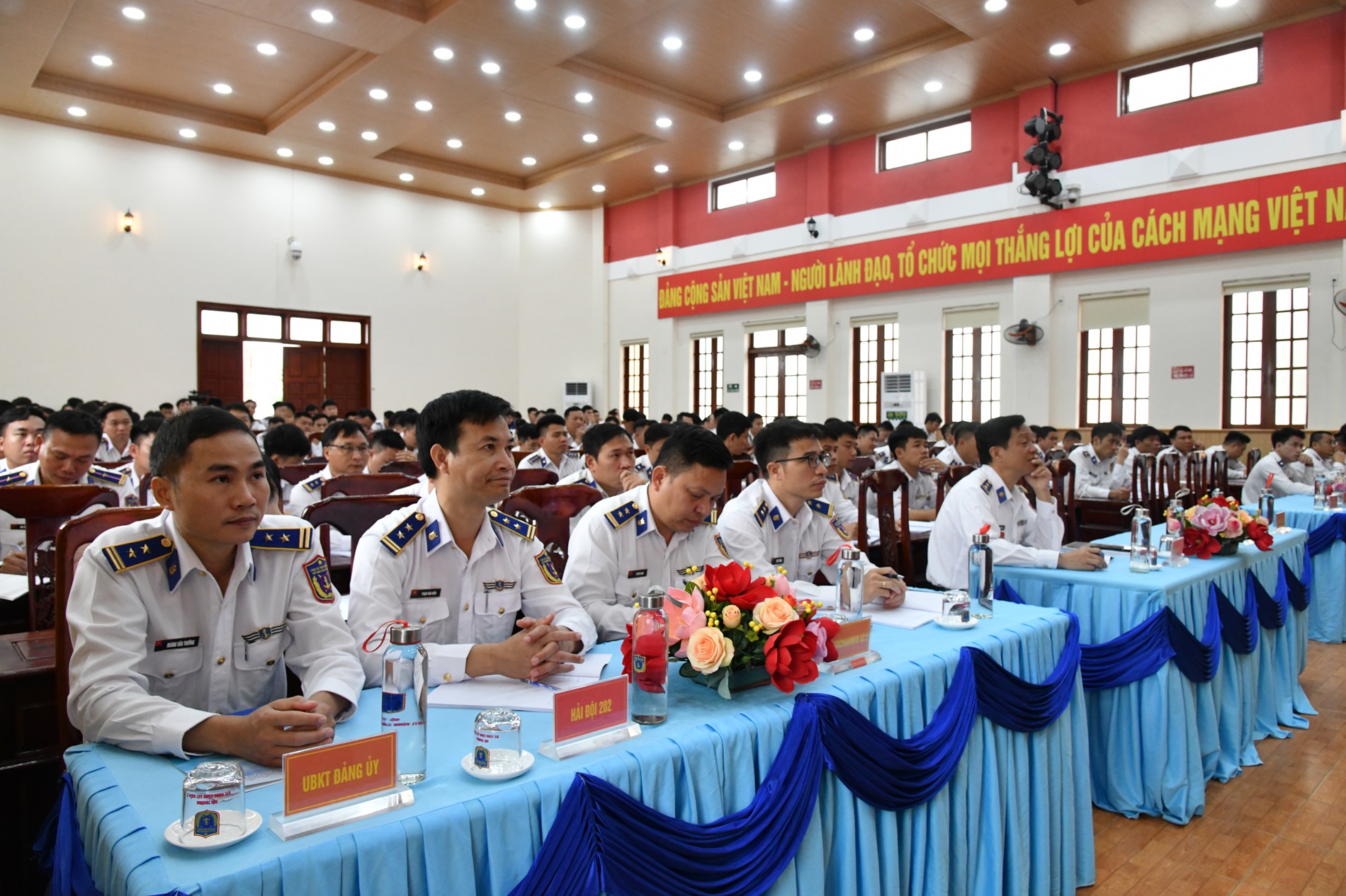 V&ugrave;ng Cảnh s&aacute;t biển 2 qu&aacute;n triệt kết quả Hội nghị Ban chấp h&agrave;nh Trung ương Đảng kh&oacute;a XIII- Ảnh 2.