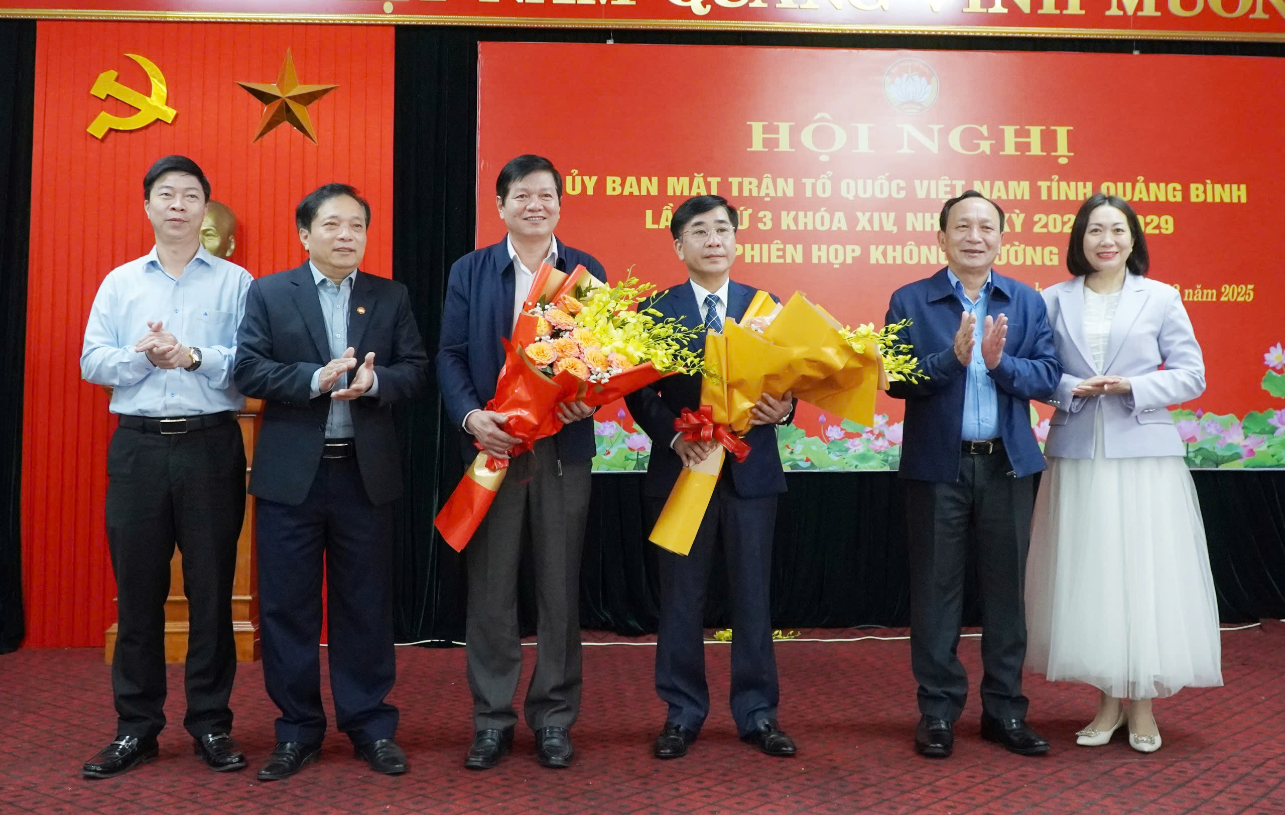 &Ocirc;ng Phạm Quang Long l&agrave;m Chủ tịch Ủy ban MTTQ tỉnh Quảng B&igrave;nh- Ảnh 1.