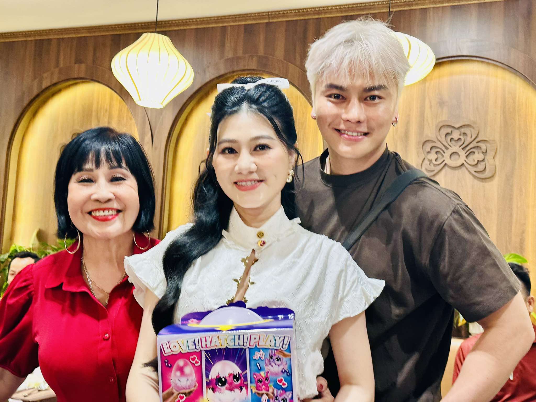 V&igrave; sao Kim Tiểu Long 15 năm chỉ song ca một b&agrave;i với Quế Tr&acirc;n?- Ảnh 2.