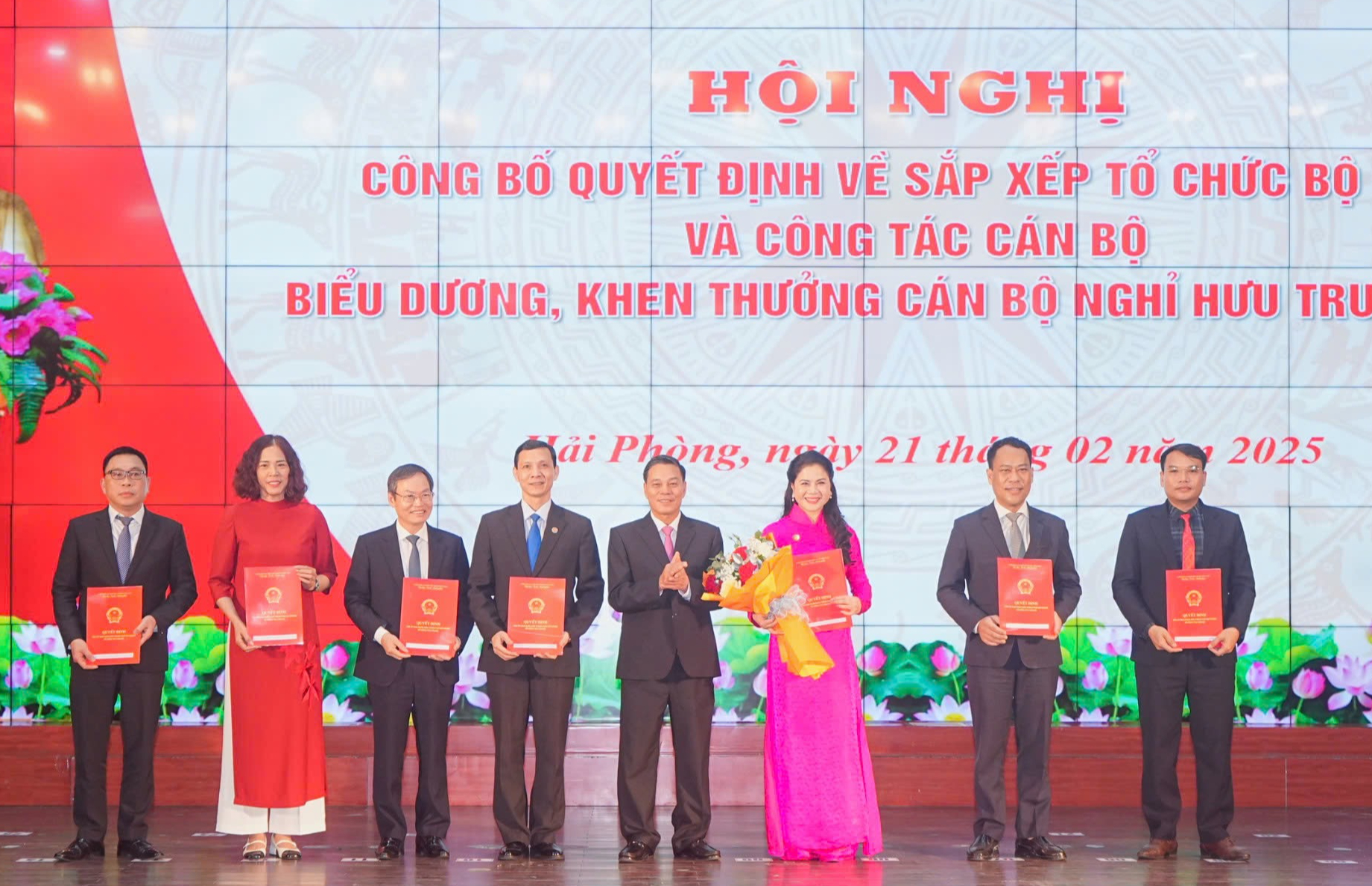 Hải Ph&ograve;ng bổ nhiệm 6 gi&aacute;m đốc sở- Ảnh 1.