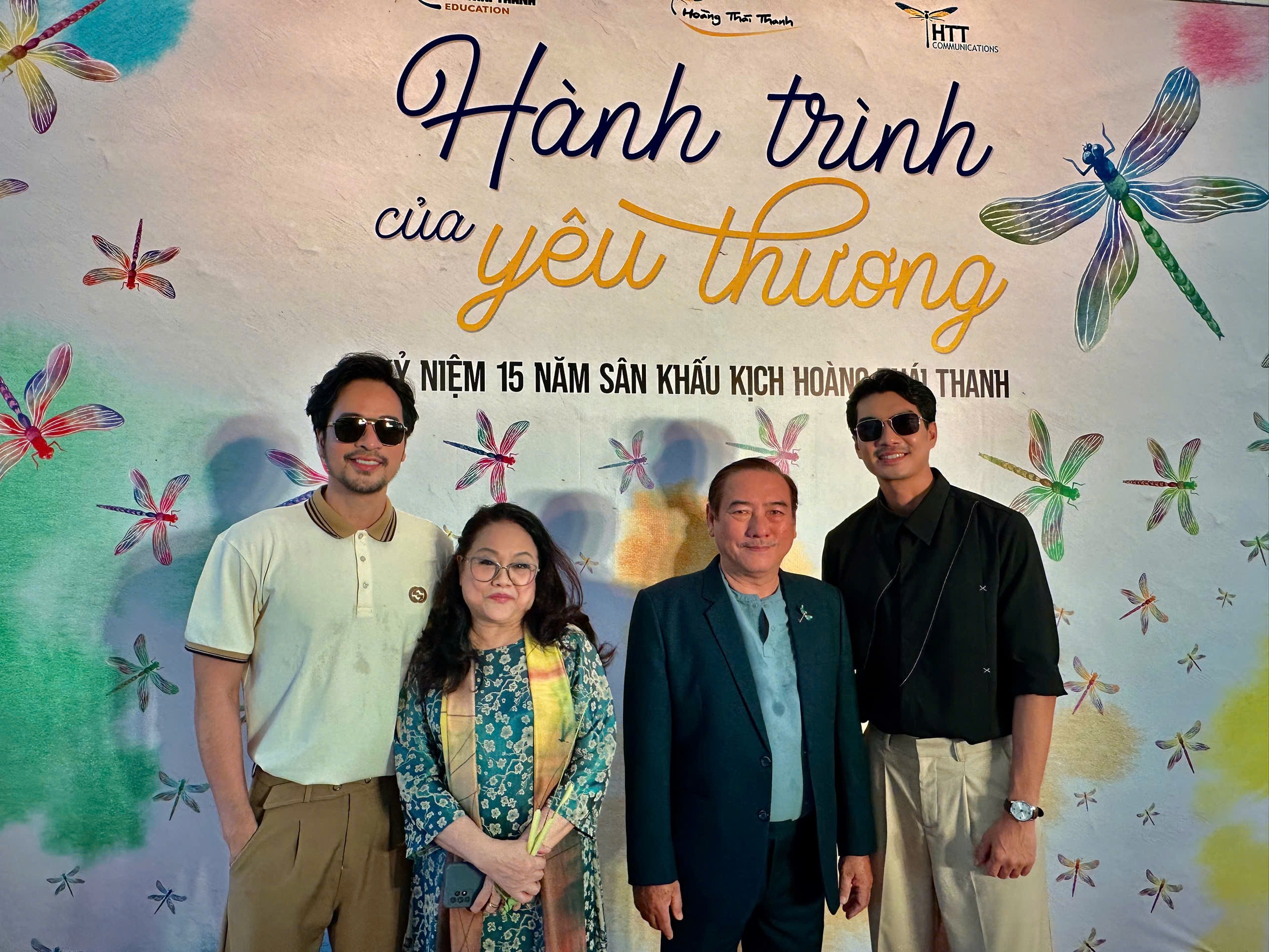 S&acirc;n khấu Ho&agrave;ng Th&aacute;i Thanh: 15 năm "đ&ocirc;i c&aacute;nh chuồn chuồn" vẫn lung linh- Ảnh 2.