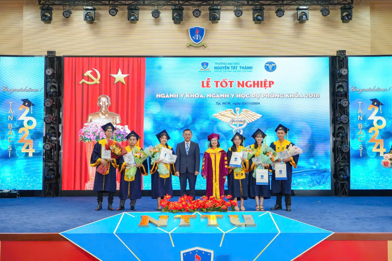 TRƯỜNG &ETH;H NGUYỄN TẤT TH&Agrave;NH: Khẳng định thế mạnh đ&agrave;o tạo y khoa- Ảnh 4.