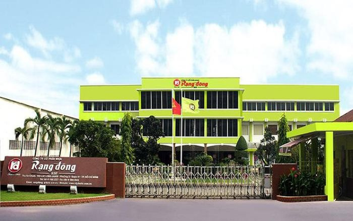 To&agrave;n bộ th&agrave;nh vi&ecirc;n HĐQT c&ocirc;ng ty nhựa 65 năm tuổi đồng loạt xin từ nhiệm- Ảnh 1.