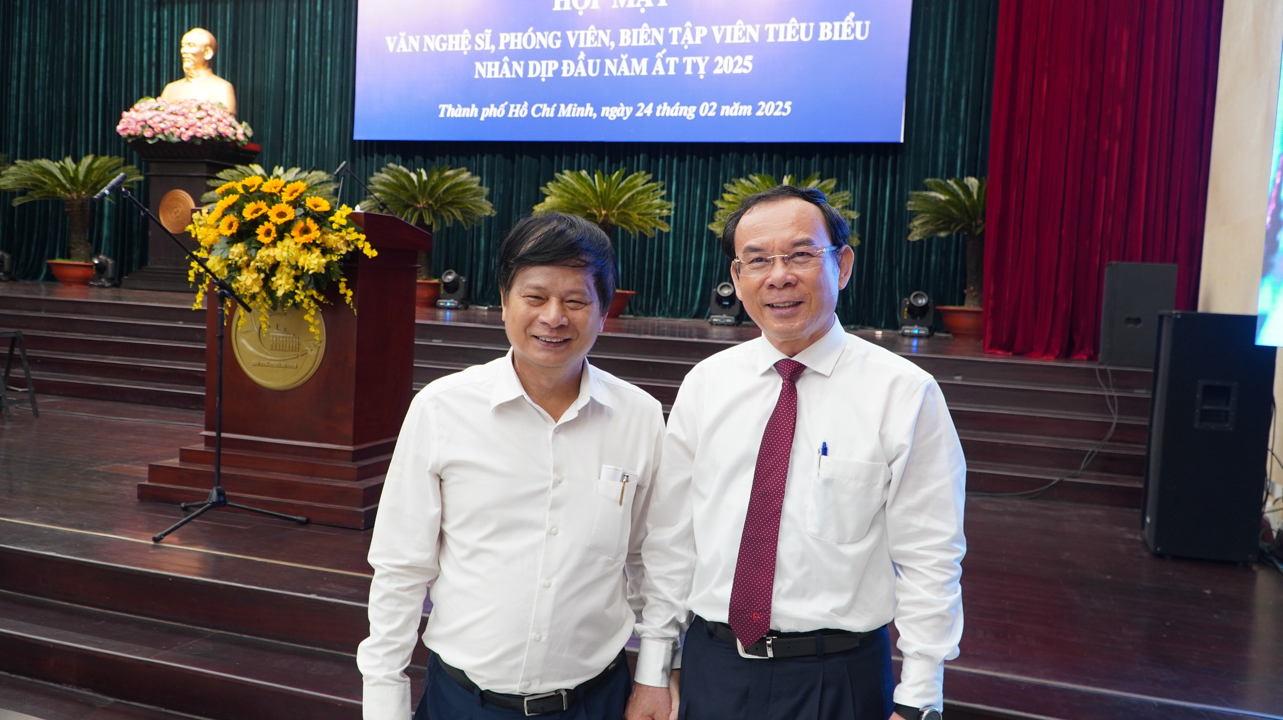 Tạo m&ocirc;i trường thuận lợi để văn nghệ sĩ, ph&oacute;ng vi&ecirc;n, bi&ecirc;n tập vi&ecirc;n ph&aacute;t huy khả năng s&aacute;ng tạo- Ảnh 6.