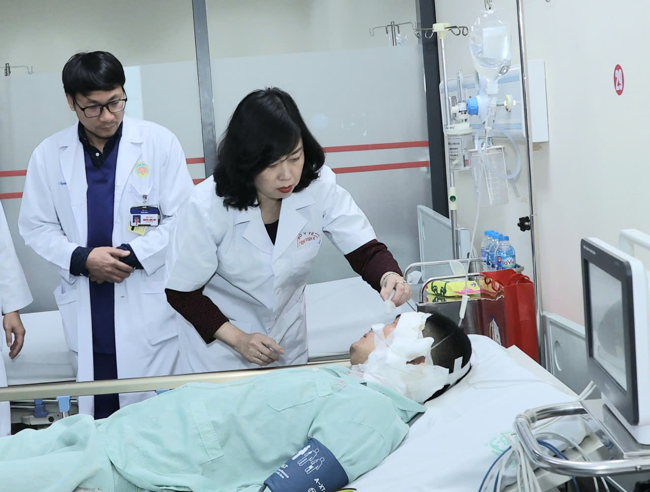 Bộ trưởng Bộ Y tế Đ&agrave;o Hồng Lan: &ldquo;Phải đổi mới to&agrave;n diện c&ocirc;ng t&aacute;c đ&agrave;o tạo nh&acirc;n lực ng&agrave;nh y&rdquo;