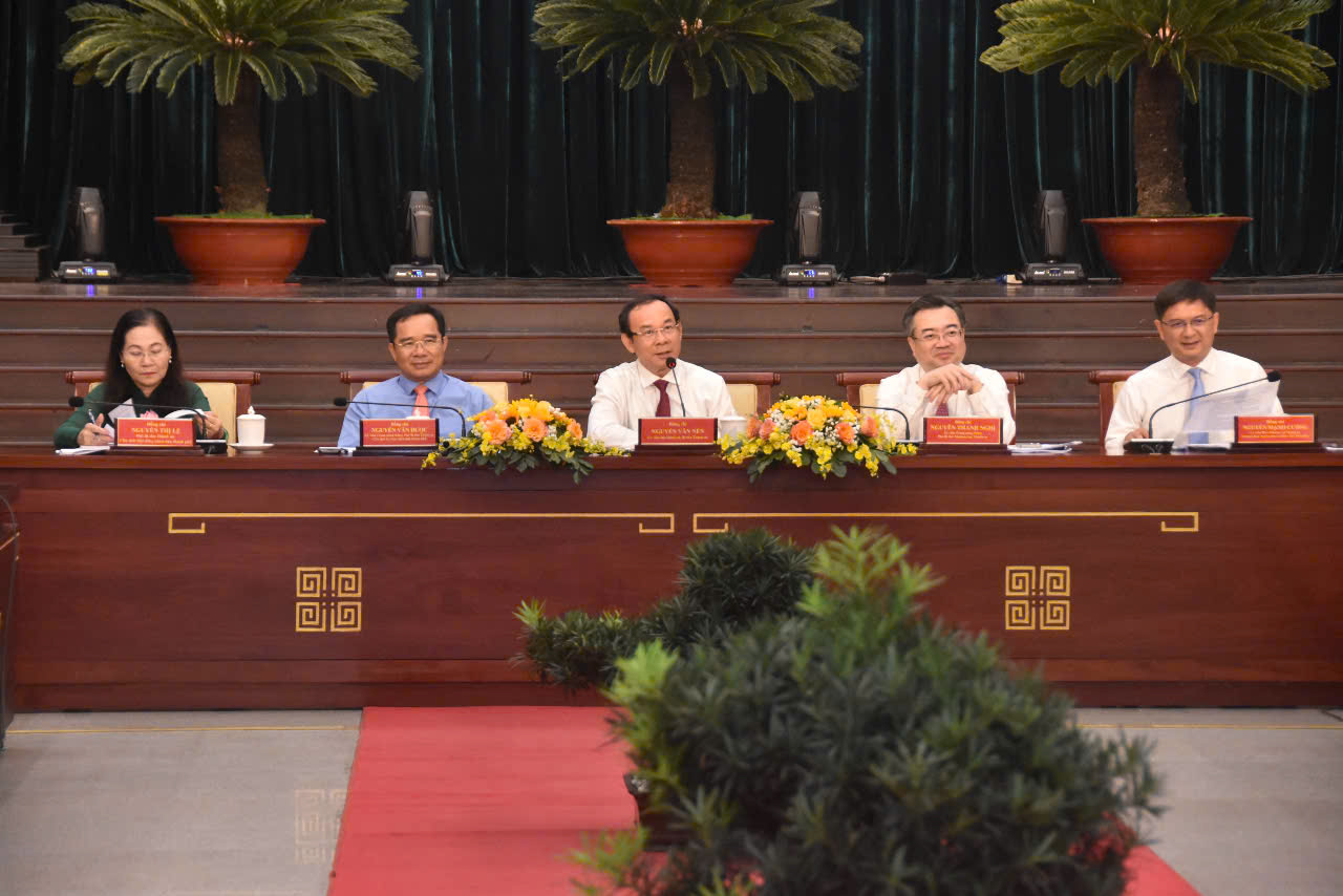 Tạo m&ocirc;i trường thuận lợi để văn nghệ sĩ, ph&oacute;ng vi&ecirc;n, bi&ecirc;n tập vi&ecirc;n ph&aacute;t huy khả năng s&aacute;ng tạo- Ảnh 1.