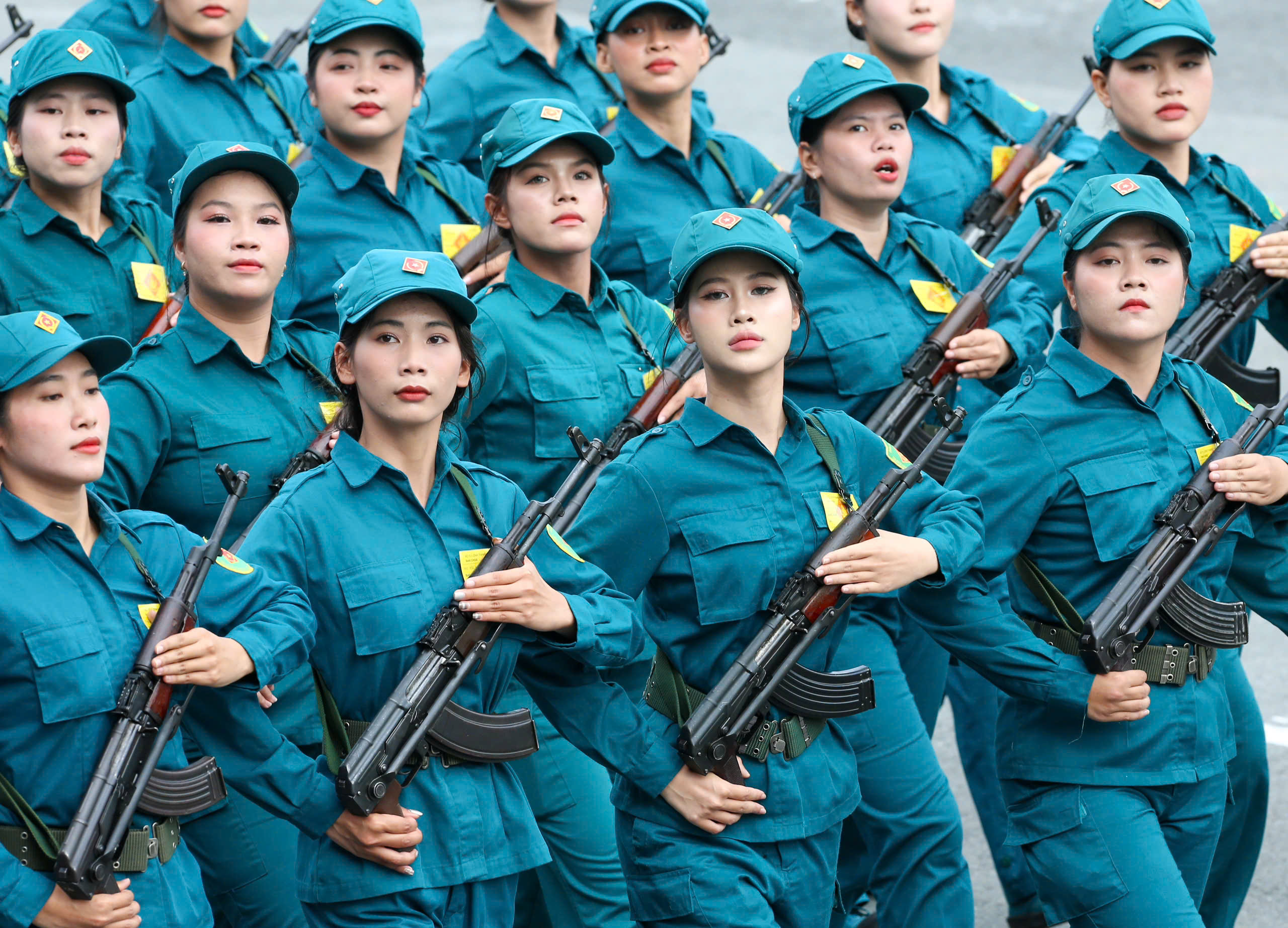 H&igrave;nh ảnh h&agrave;o h&ugrave;ng của Lực lượng vũ trang TP HCM trong lễ ra qu&acirc;n huấn luyện- Ảnh 19.