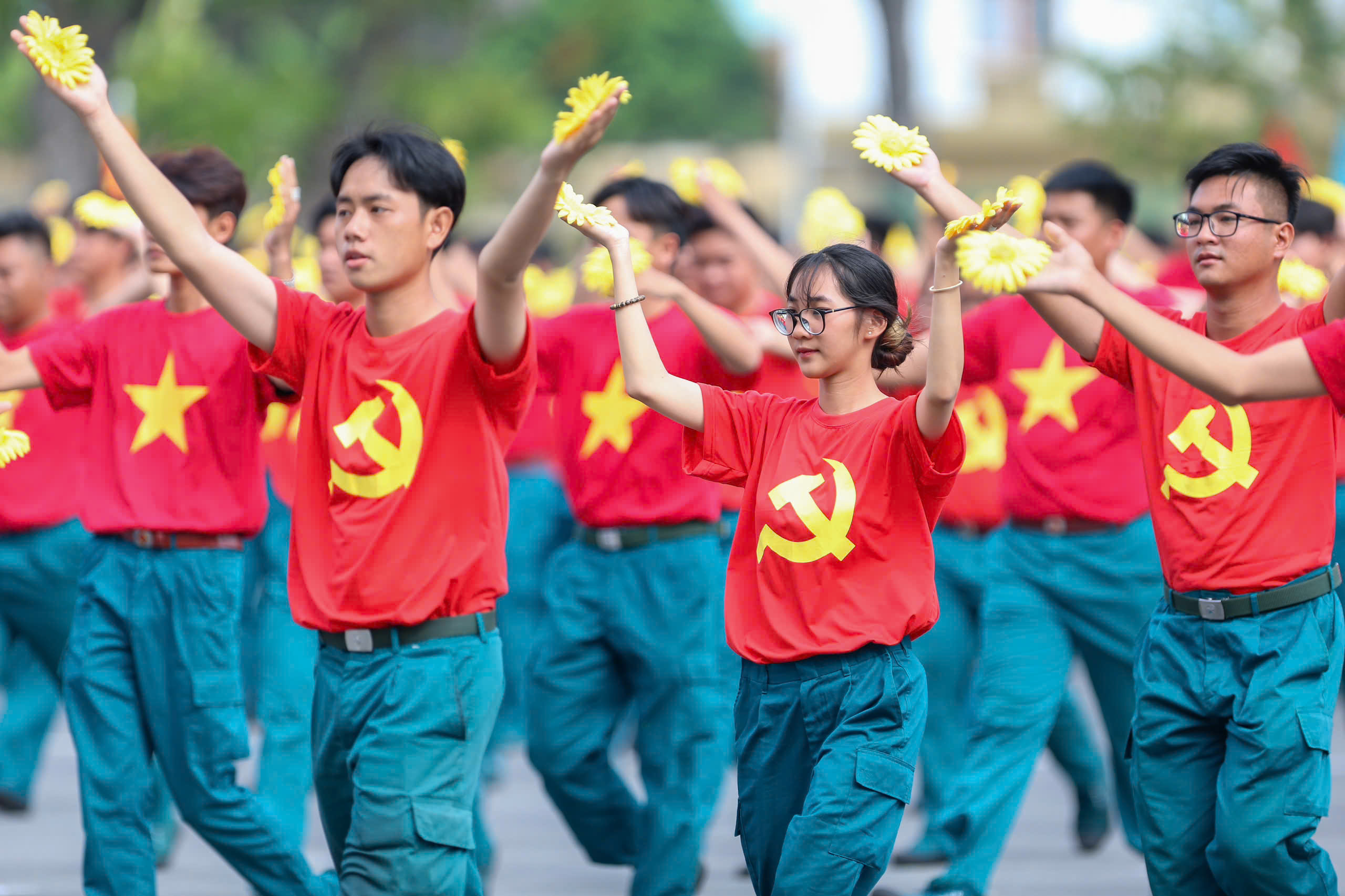 H&igrave;nh ảnh h&agrave;o h&ugrave;ng của Lực lượng vũ trang TP HCM trong lễ ra qu&acirc;n huấn luyện- Ảnh 16.