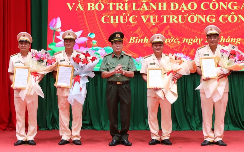 Bình Phước: 4 phó trưởng công an huyện tự nguyện xuống công tác tại xã, phường