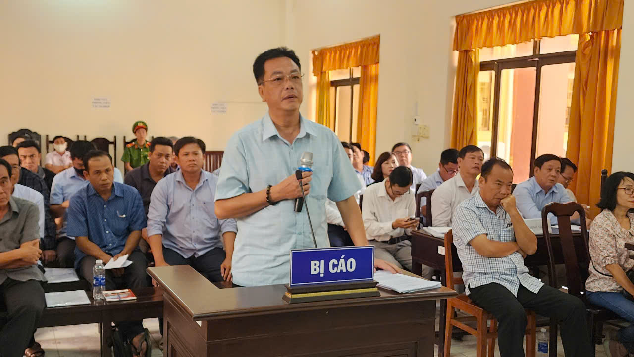 Kiểm tra qua loa, g&acirc;y hậu quả nghi&ecirc;m trọng, 2 cựu chủ tịch huyện lĩnh &aacute;n- Ảnh 3.