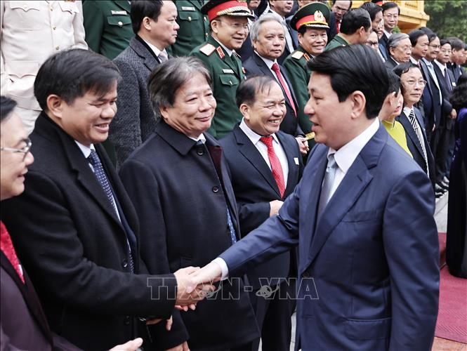 Chủ tịch nước Lương Cường gặp mặt c&aacute; nh&acirc;n ti&ecirc;u biểu ng&agrave;nh y tế- Ảnh 1.