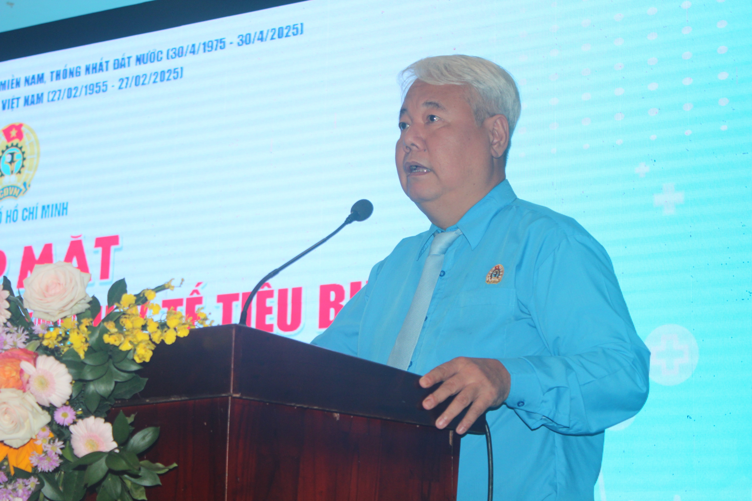 T&ocirc;n vinh những đ&oacute;ng g&oacute;p thầm lặng của những "thi&ecirc;n thần &aacute;o trắng"- Ảnh 3.