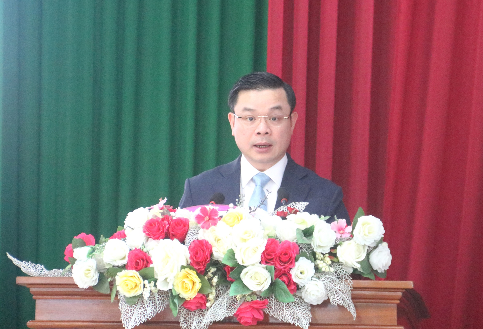 B&igrave;nh Thuận c&oacute; t&acirc;n Chủ tịch UBND tỉnh- Ảnh 2.