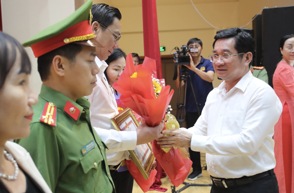 Tội phạm về trật tự x&atilde; hội ở TP HCM giảm s&acirc;u- Ảnh 4.