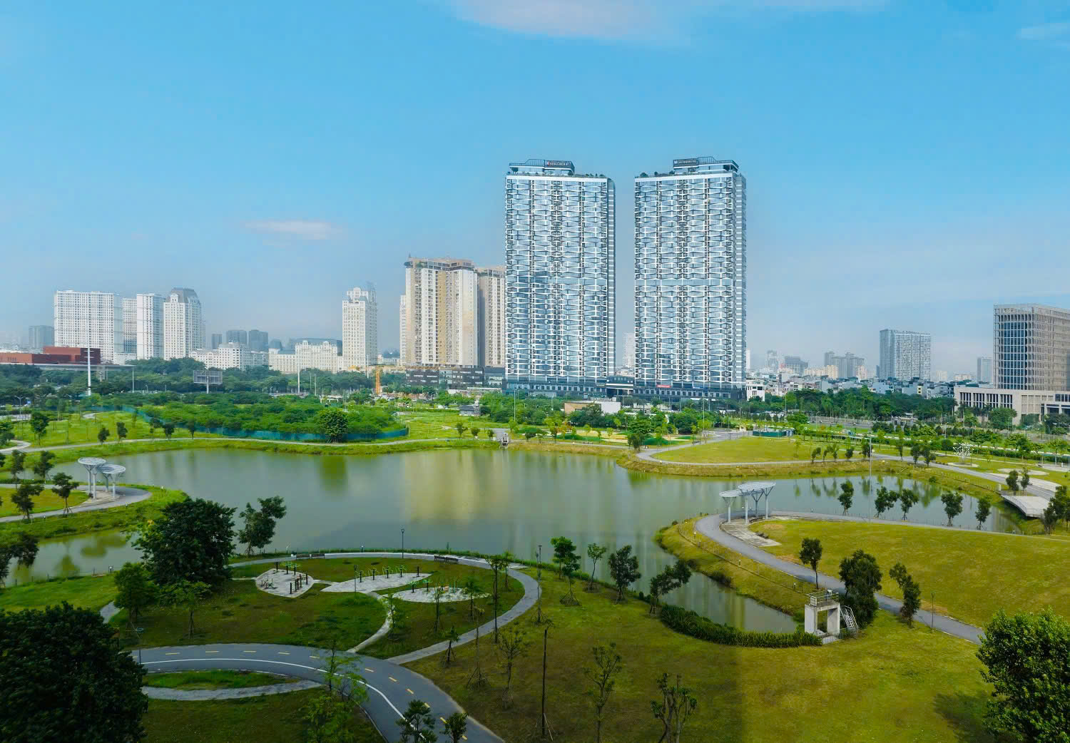 Vì sao bất động sản phía Tây "thống lĩnh" cán cân thị trường nhà ở Hà Nội nhiều năm?- Ảnh 1. Vì sao bất động sản phía Tây "thống lĩnh" cán cân thị trường nhà ở Hà Nội nhiều năm?- Ảnh 1.