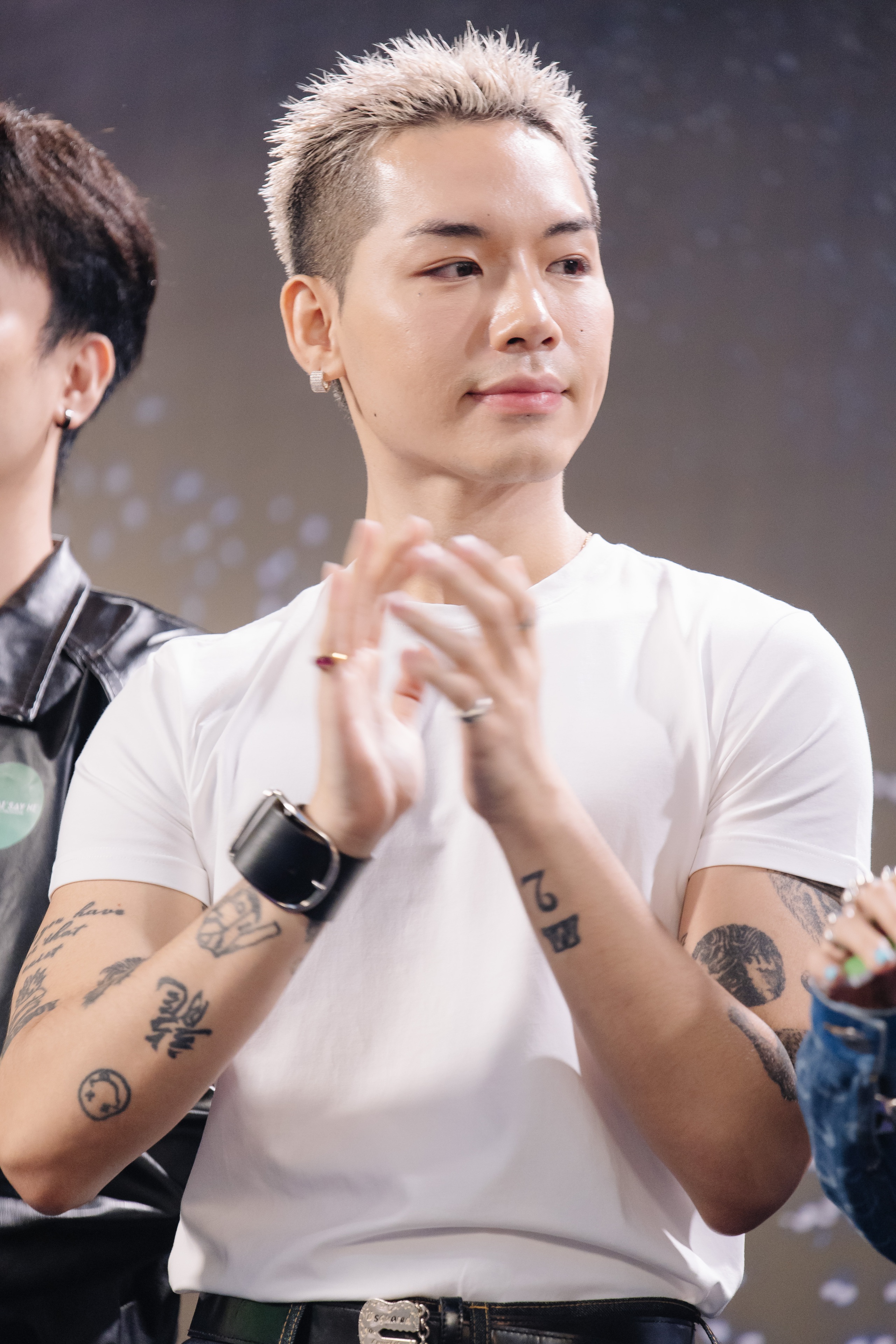 Loạt anh trai tụ hội mừng ra mắt phim- Ảnh 11.
