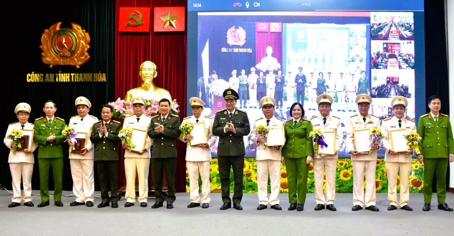 C&ocirc;ng an tỉnh Thanh H&oacute;a giải thể 26 đơn vị c&ocirc;ng an cấp huyện- Ảnh 4.
