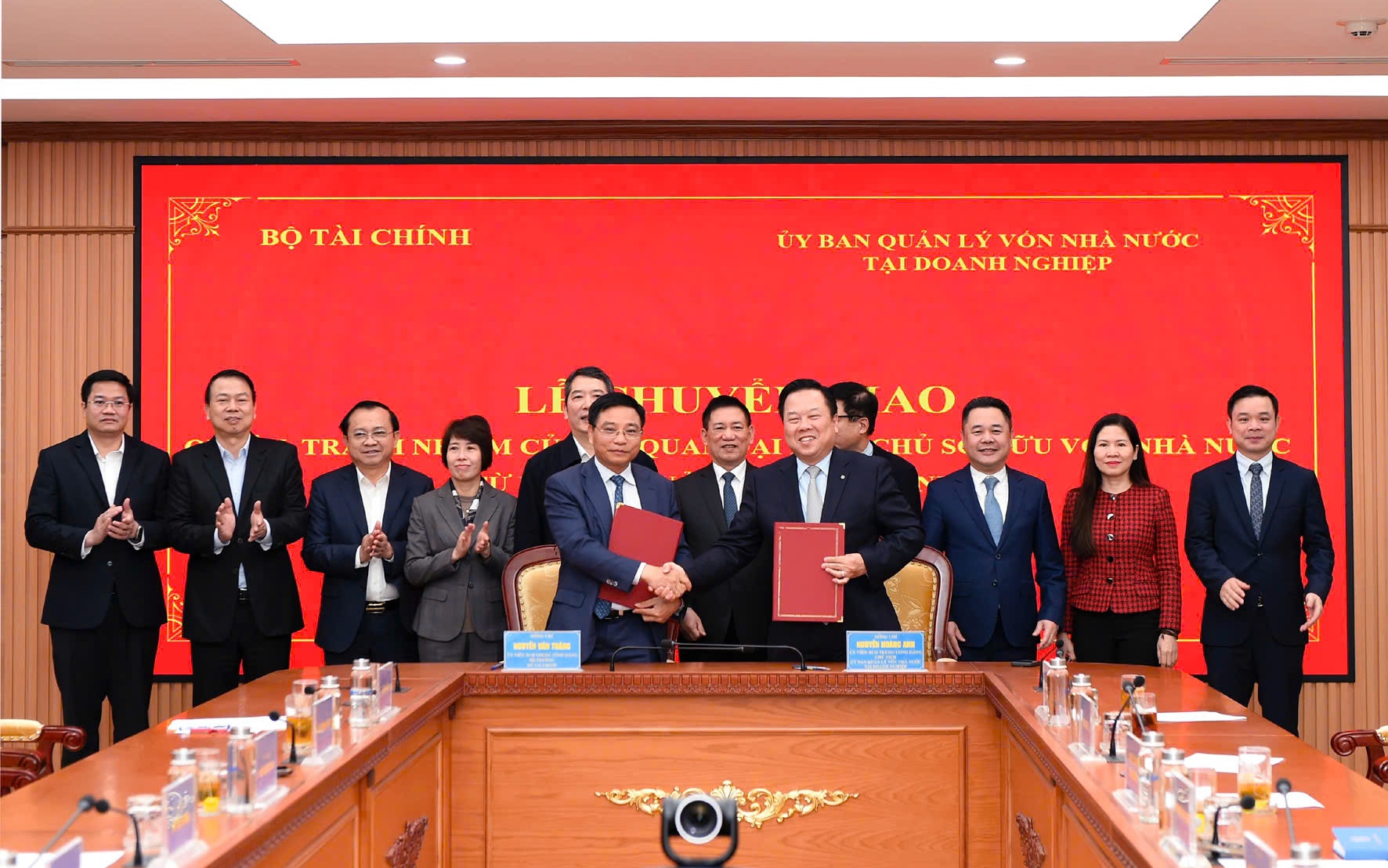 18 "ông lớn" Nhà nước chính thức chuyển về Bộ Tài chính