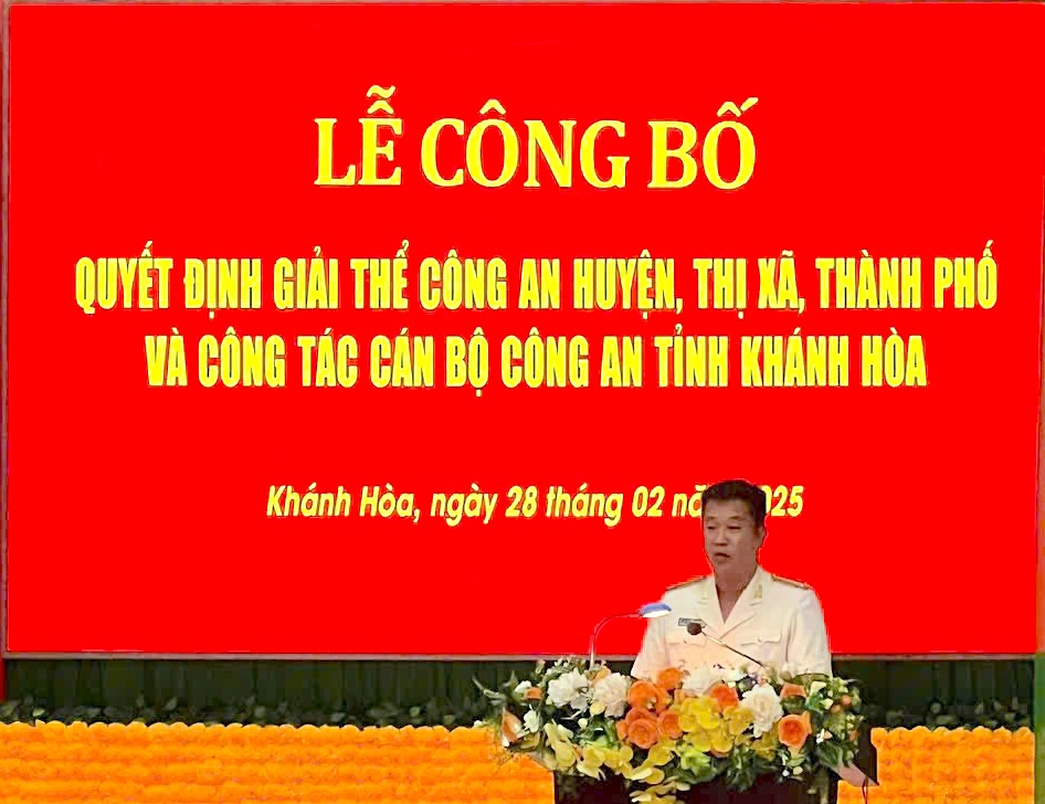 C&ocirc;ng an Đ&agrave; Nẵng, Cần Thơ, Kh&aacute;nh Ho&agrave; c&ocirc;ng bố quyết định bổ nhiệm l&atilde;nh đạo- Ảnh 6.