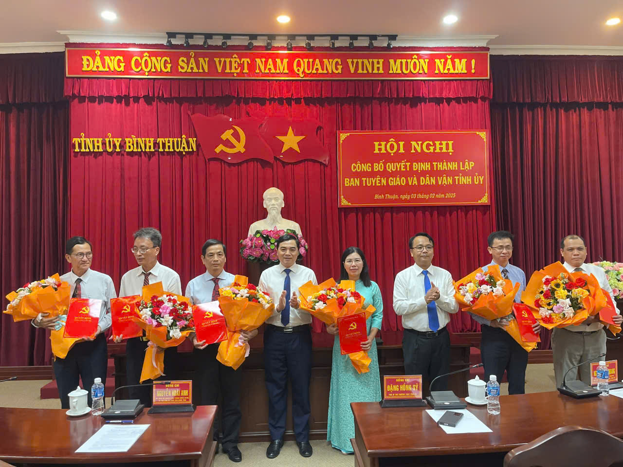 Cơ quan Đảng đầu ti&ecirc;n của B&igrave;nh Thuận thực hiện hợp nhất - Ảnh 1.